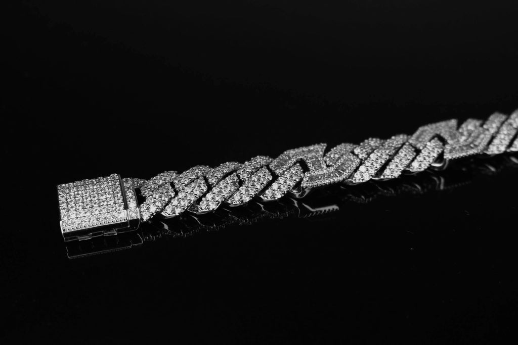 14mm FIGARUCCI 18.2ctw Lab Sim VVS1 Diamonds Bracelet