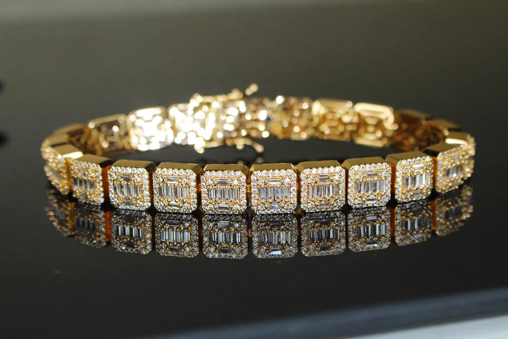 10mm Baguette Square Cushion-Cut Tennis Bracelet 18.6ct Lab Sim VVS1 Diamond  - Gold