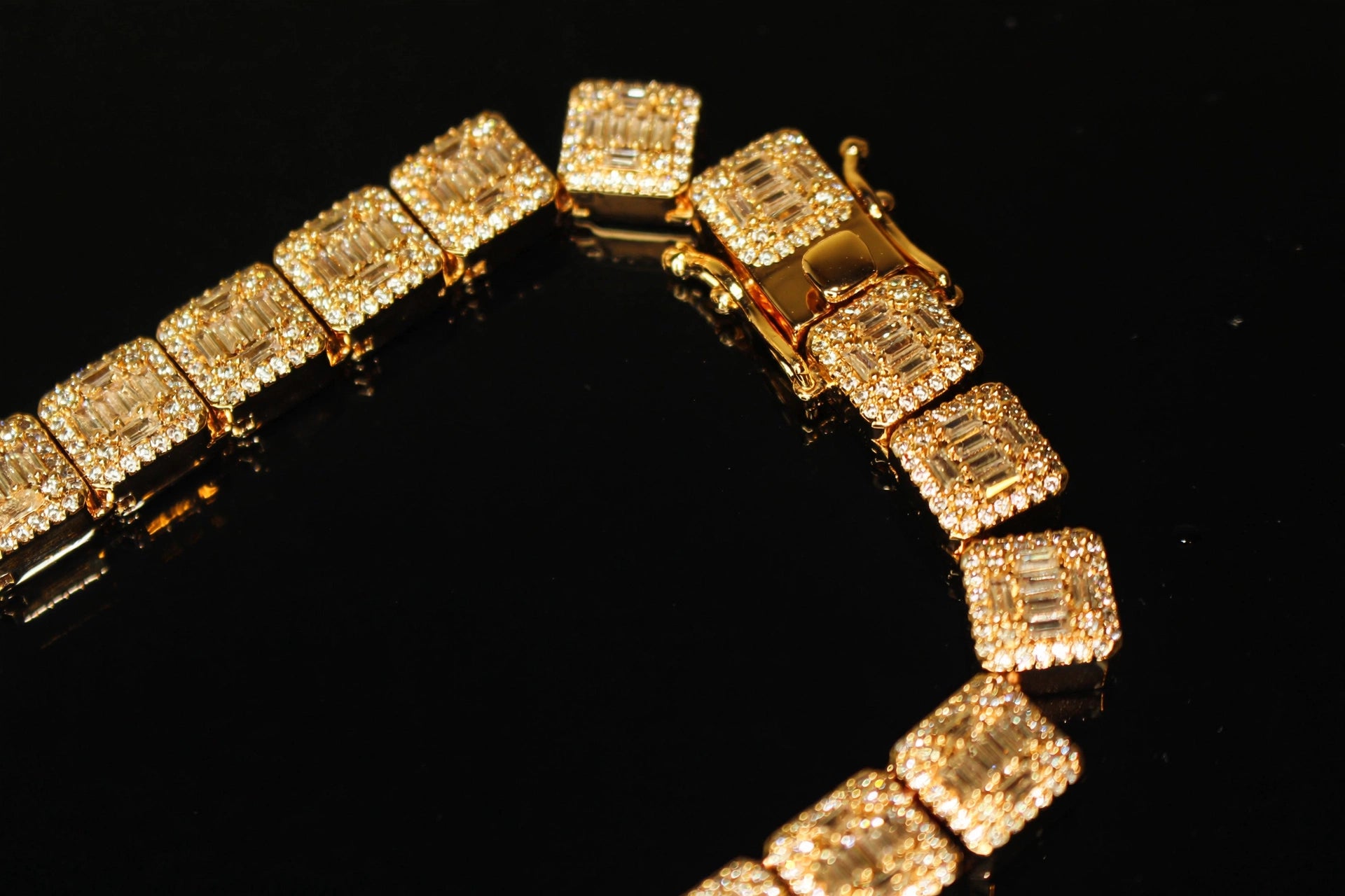 10mm Baguette Square Cushion-Cut Tennis Chain 124.6ct Lab Sim VVS1 Diamond Necklace - Gold