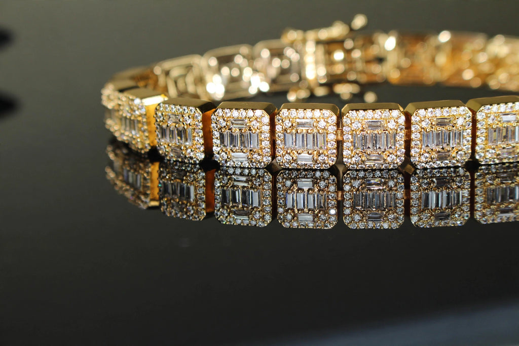 10mm Baguette Square Cushion-Cut Tennis Bracelet 18.6ct Lab Sim VVS1 Diamond  - Gold