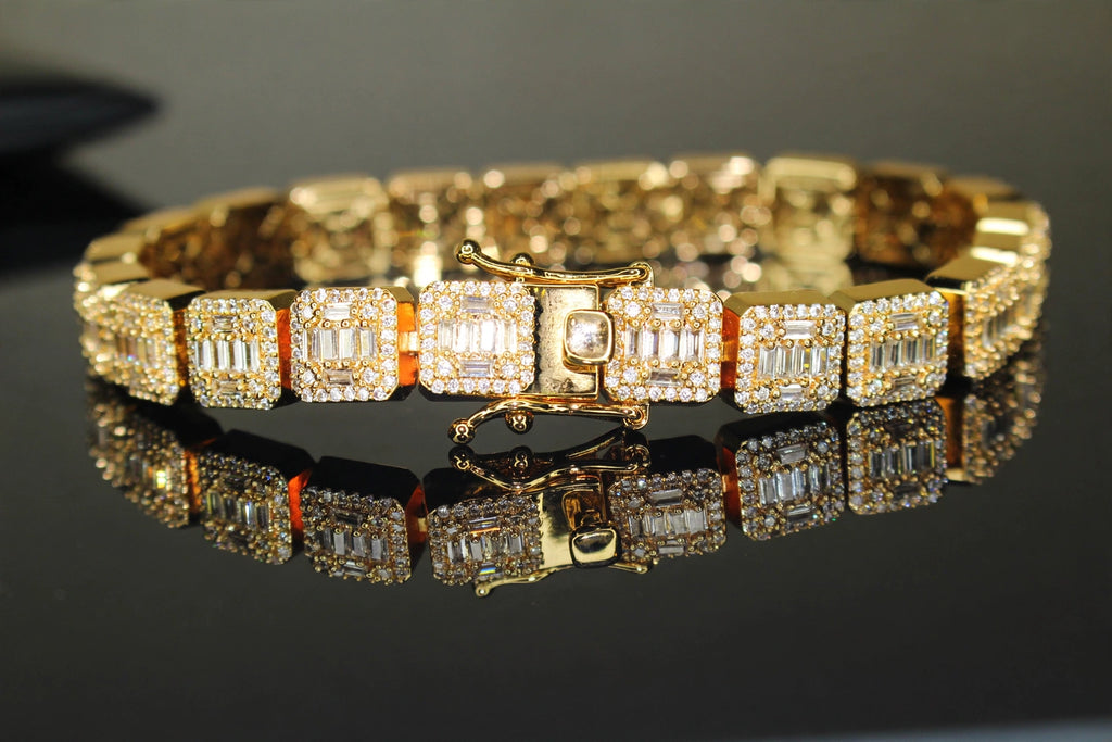 10mm Baguette Square Cushion-Cut Tennis Bracelet 18.6ct Lab Sim VVS1 Diamond  - Gold