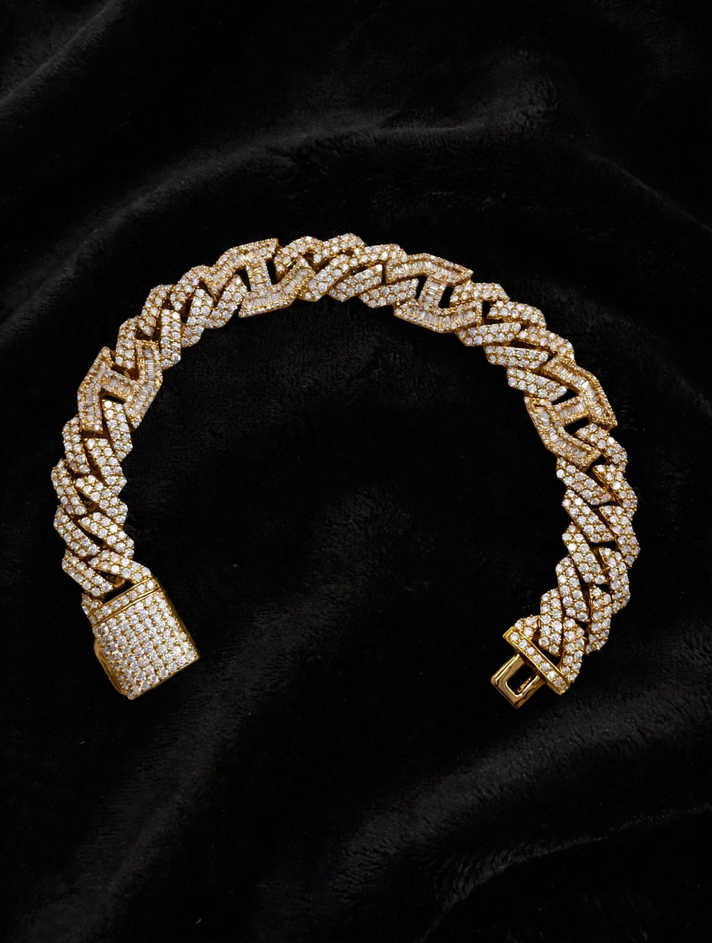 14mm FIGARUCCI 18.2ctw Lab Sim VVS1 Diamonds Bracelet -Gold