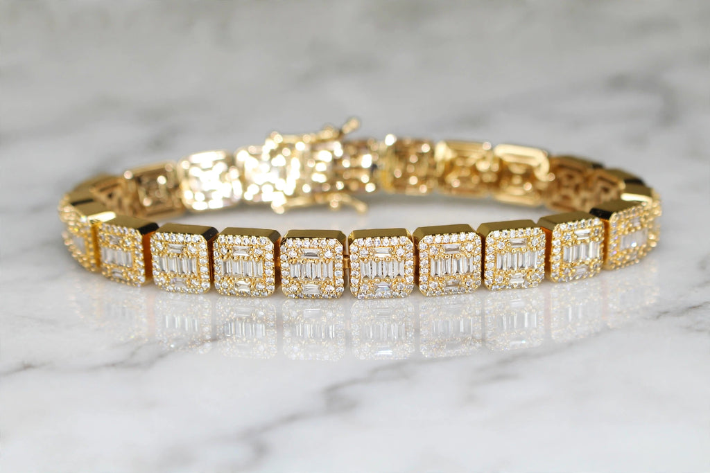 10mm Baguette Square Cushion-Cut Tennis Bracelet 18.6ct Lab Sim VVS1 Diamond  - Gold