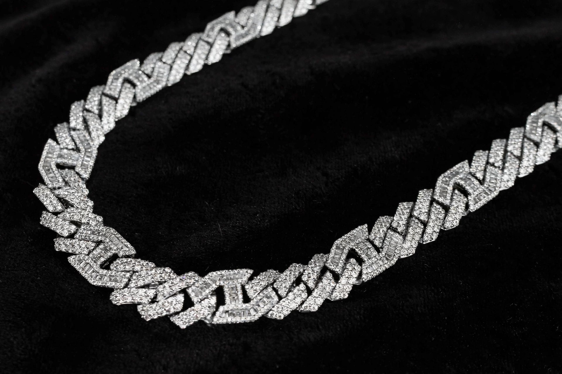 14mm Figarucci 80.7ct Lab Sim VVS1 Diamond Necklace