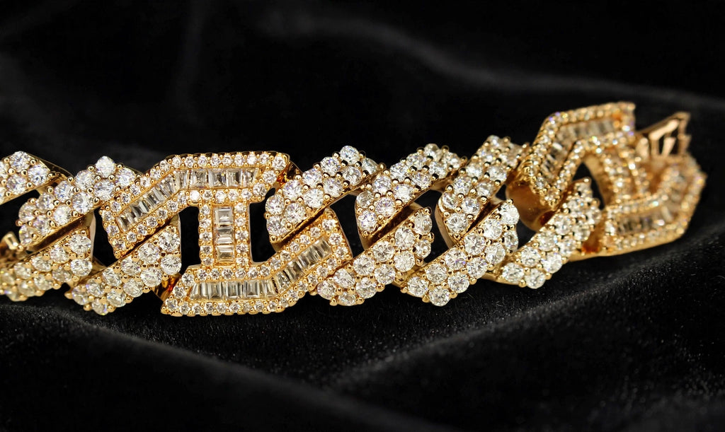 14mm FIGARUCCI 18.2ctw Lab Sim VVS1 Diamonds Bracelet -Gold