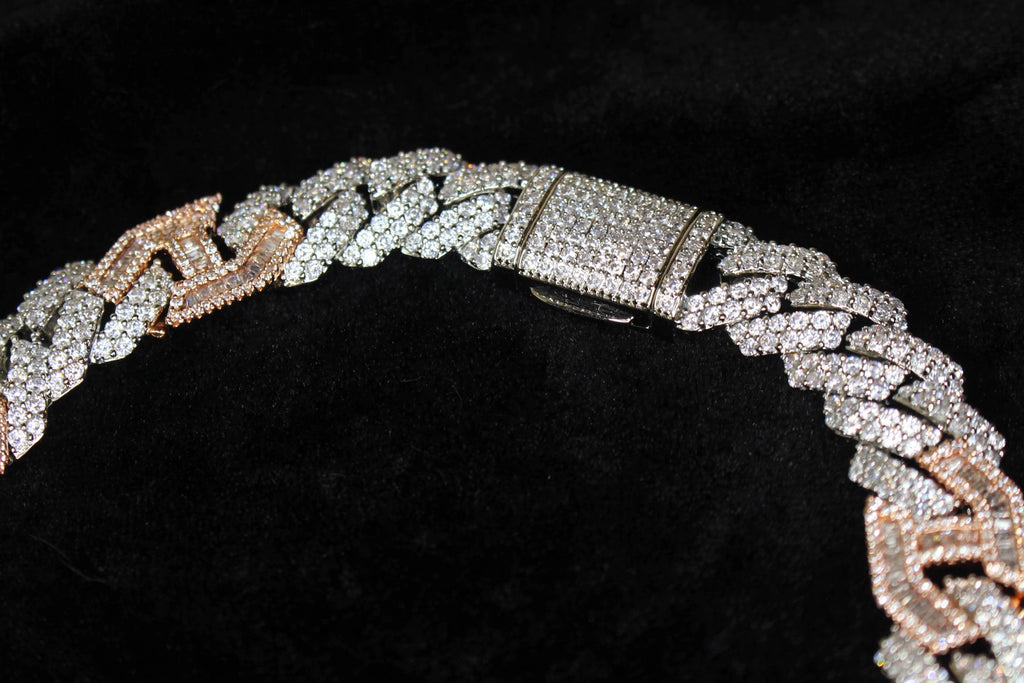 XL Medusa Pendant 14mm Figarucci 98.6ct Lab Sim VVS1 Diamond Necklace - Two Tone White/Rose Gold