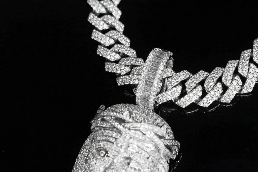 XXL JESUS Pendant 14mm Figarucci 98.6ct Lab Sim VVS1 Diamond Necklace