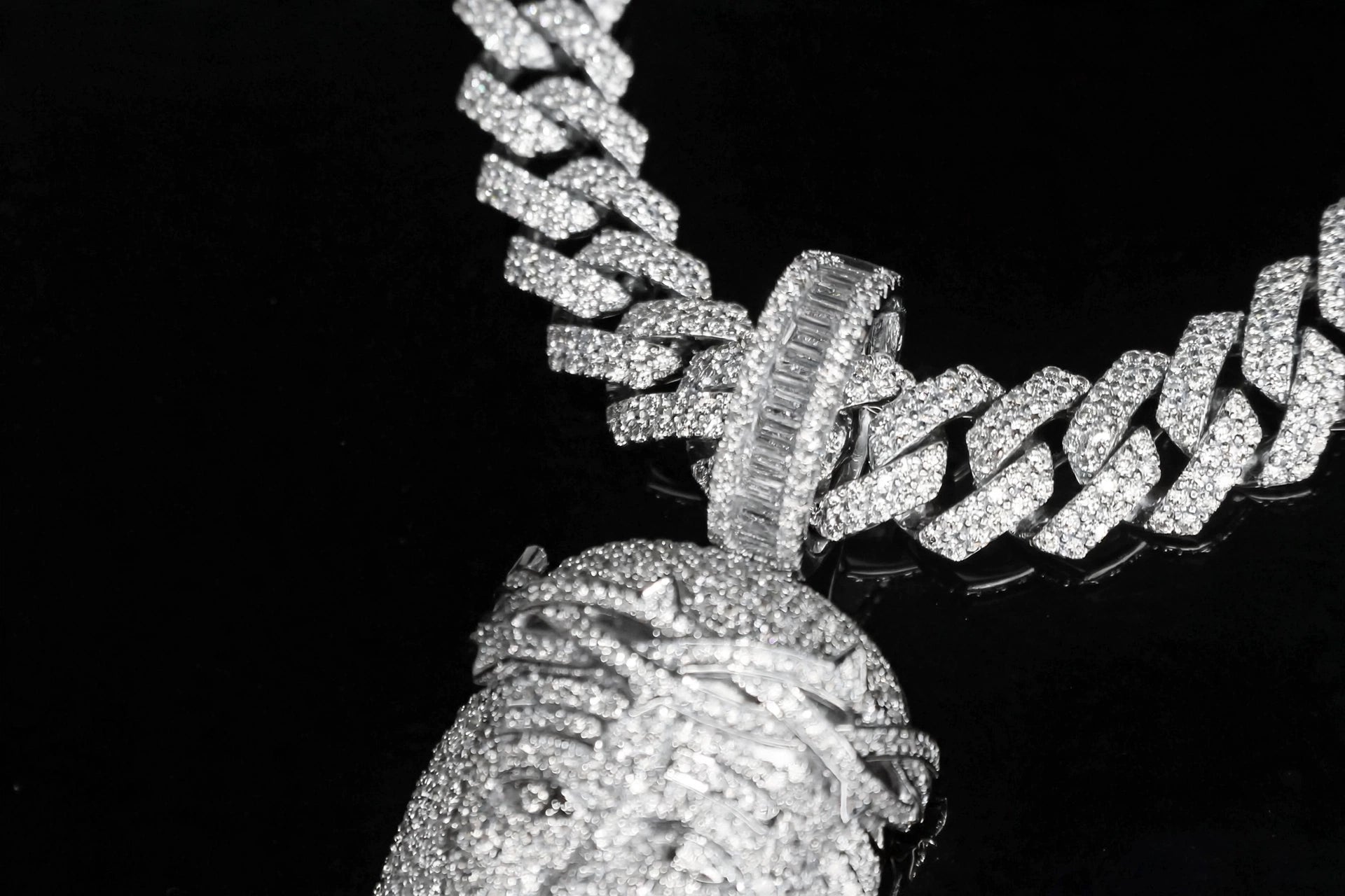 XXL JESUS Pendant 14mm Figarucci 98.6ct Lab Sim VVS1 Diamond Necklace