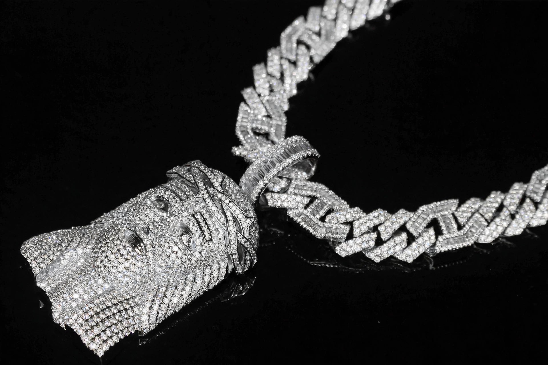 XXL JESUS Pendant 14mm Figarucci 98.6ct Lab Sim VVS1 Diamond Necklace