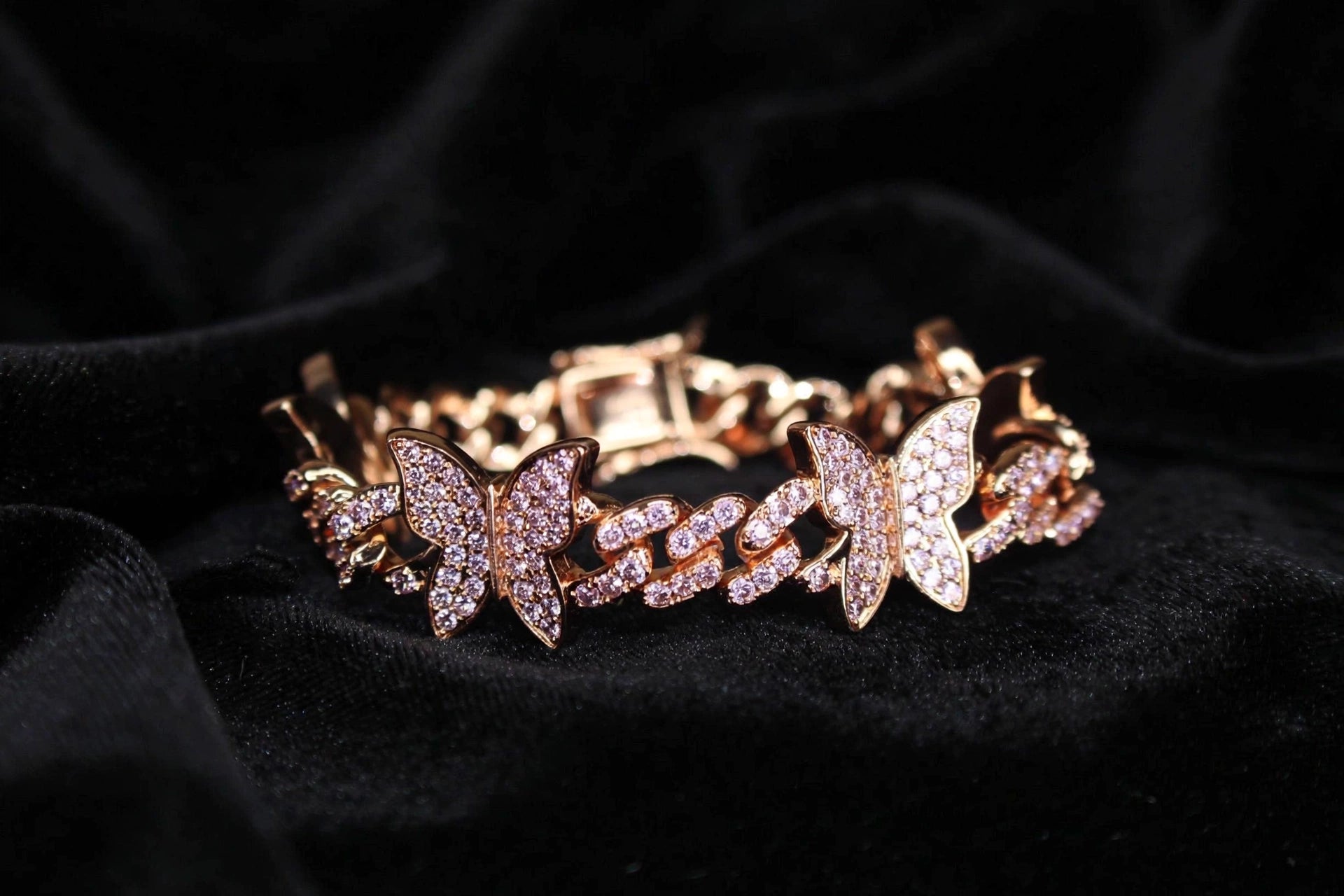 10mm BUTTERFLY 12.6ctw Lab Sim VVS1 Diamonds Bracelet -Rose Gold