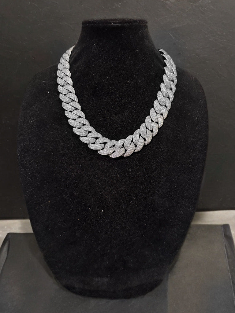 24mm Cuban Miami 186ct Lab Sim VVS1 Diamond Necklace