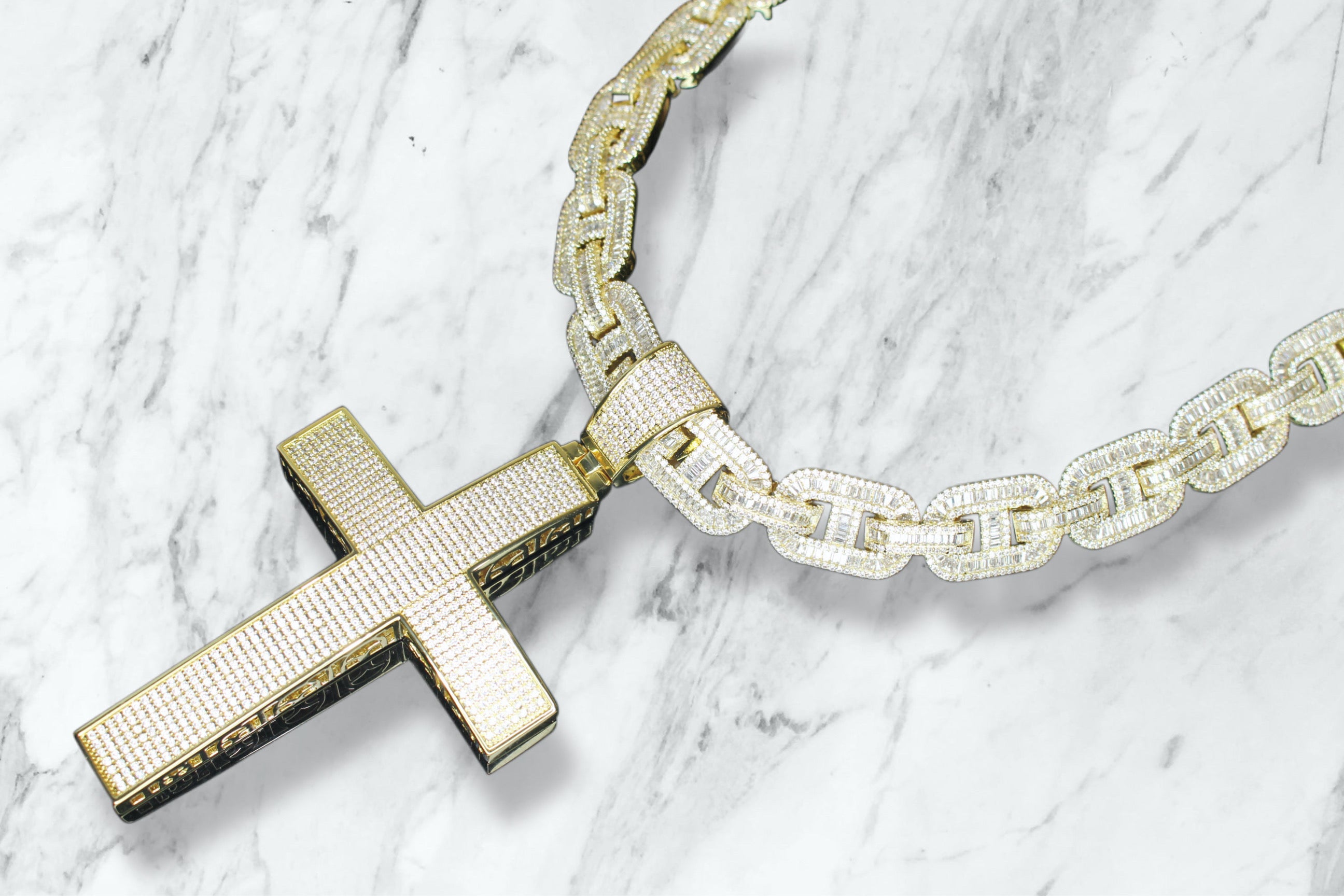 XXL CROSS 14mm Mariner Chain 96.8ct BAGUETTE Lab Sim VVS1 Diamond - GOLD