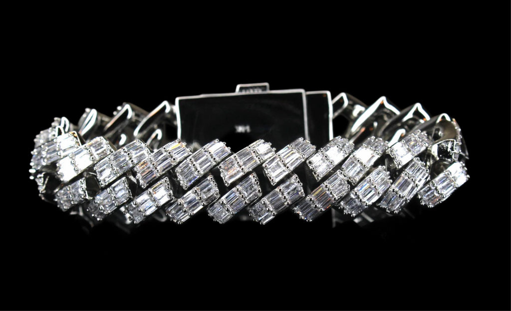 19mm Prong BAGUETTE 24.6ct Lab VVS1 Sim Diamonds Bracelet