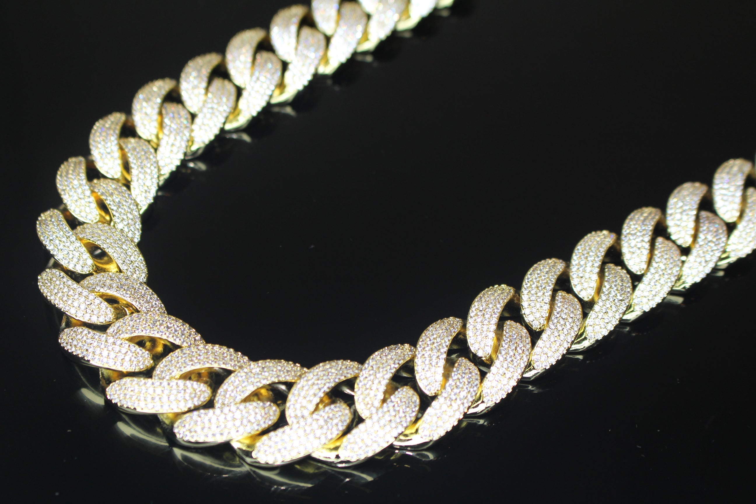 20mm Cuban Miami 82.6ctw Lab Sim VVS1 Diamond Necklace GOLD