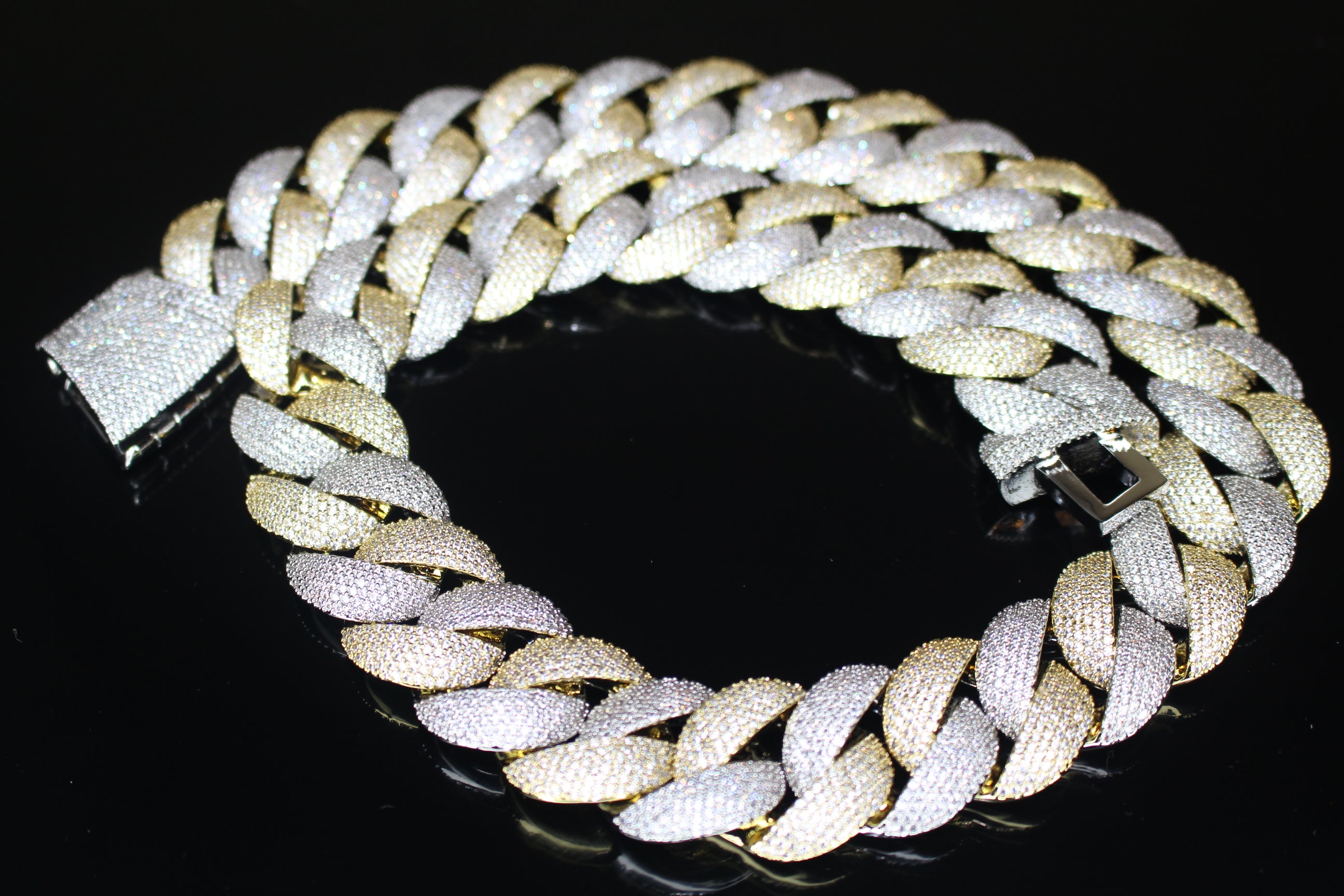 24mm Cuban Miami 186ct Lab Sim VVS1 Diamond Necklace - 2Tone Gold