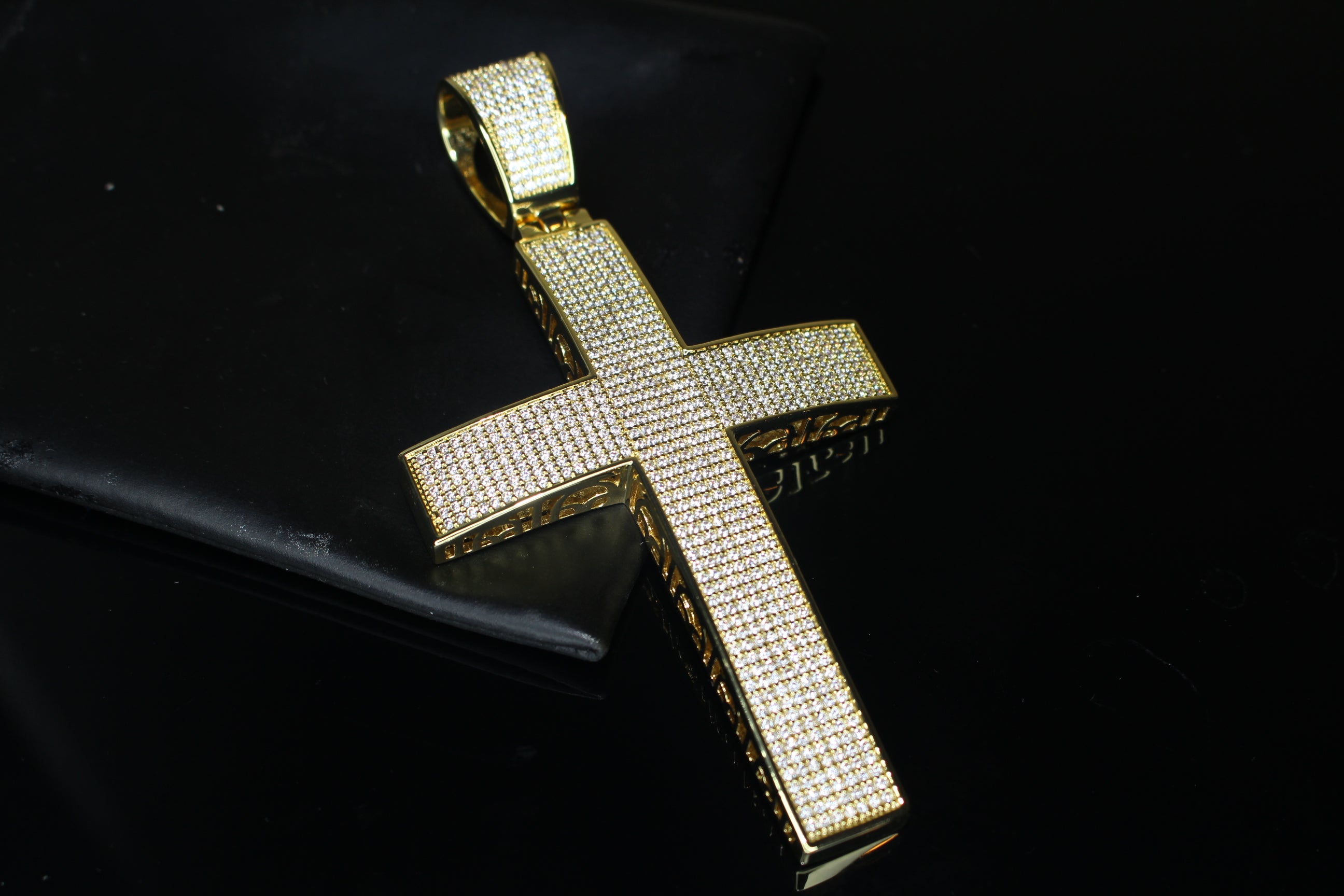 XL CROSS MASSIVE Pendant 12.6ct Lab Sim VVS1 Diamonds