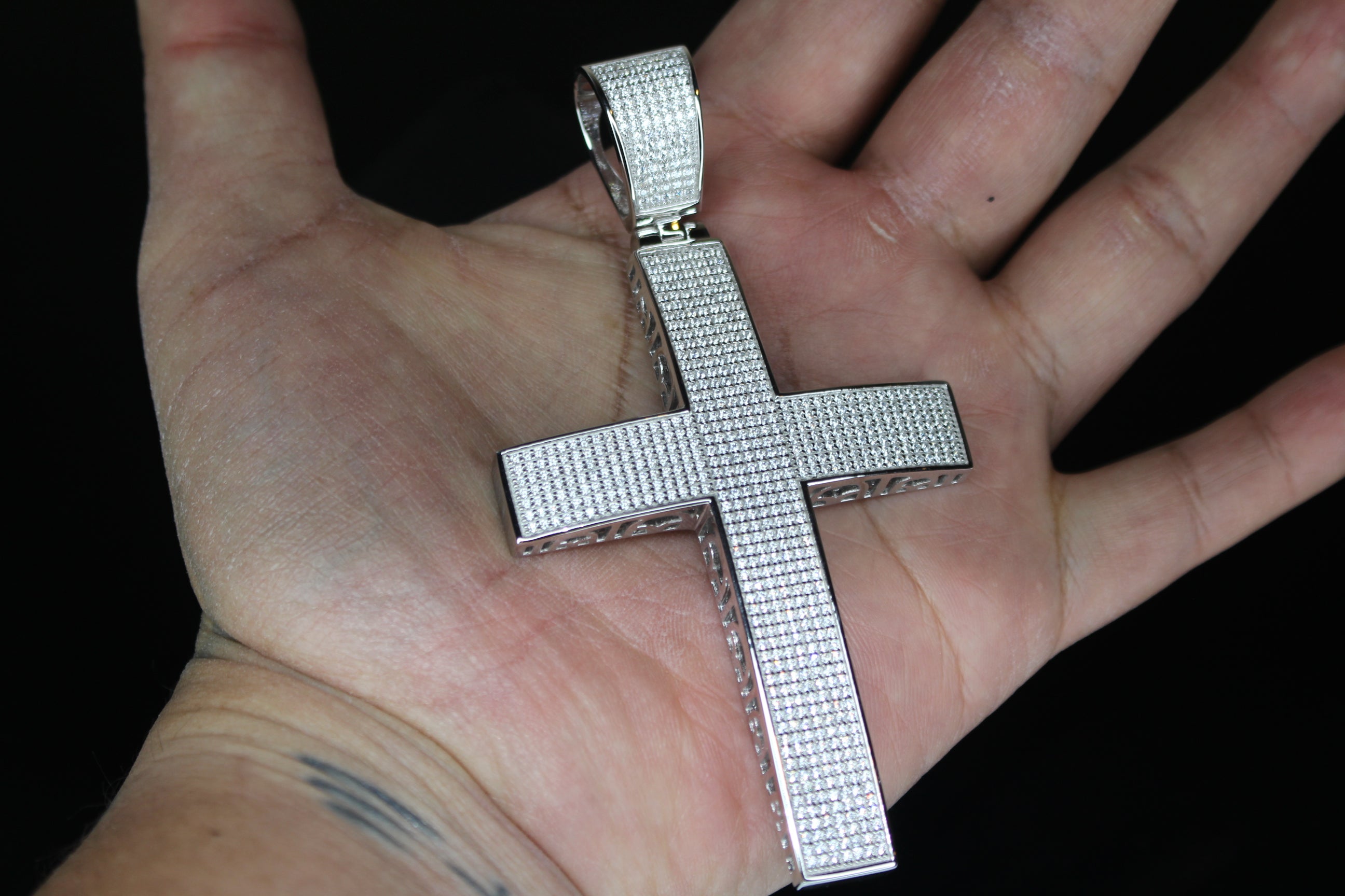 XL CROSS MASSIVE Pendant 12.6ct Lab Sim VVS1 Diamonds - 925 STERLING SILVER