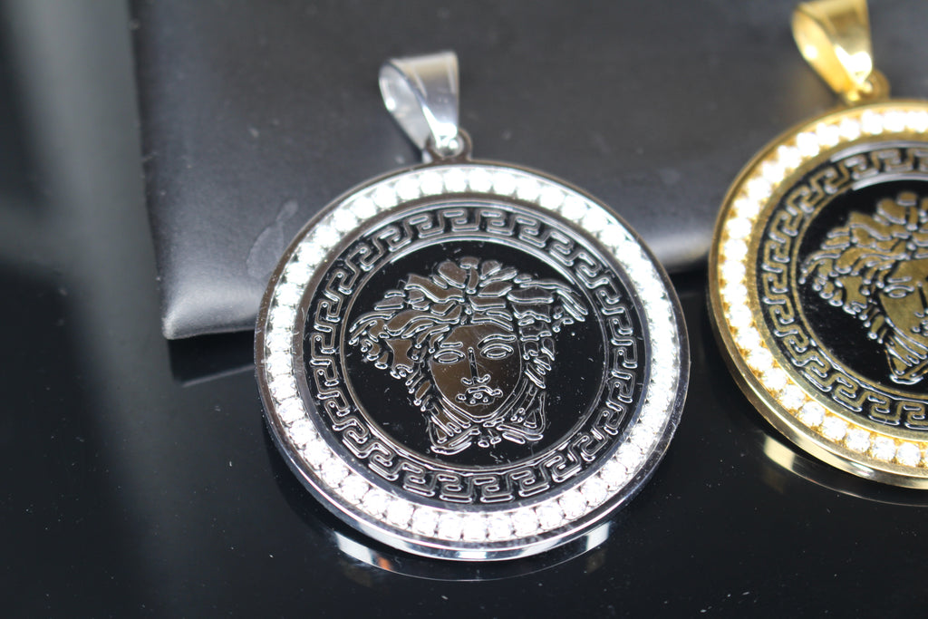 MEDUSA MEDALLION Pendant 5.2ct VVS1 Lab Sim Diamonds