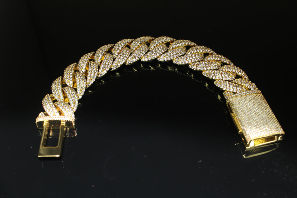 22mm XXL Cuban Miami 44.6ctw Lab Sim VVS1 Diamonds Bracelet - Gold
