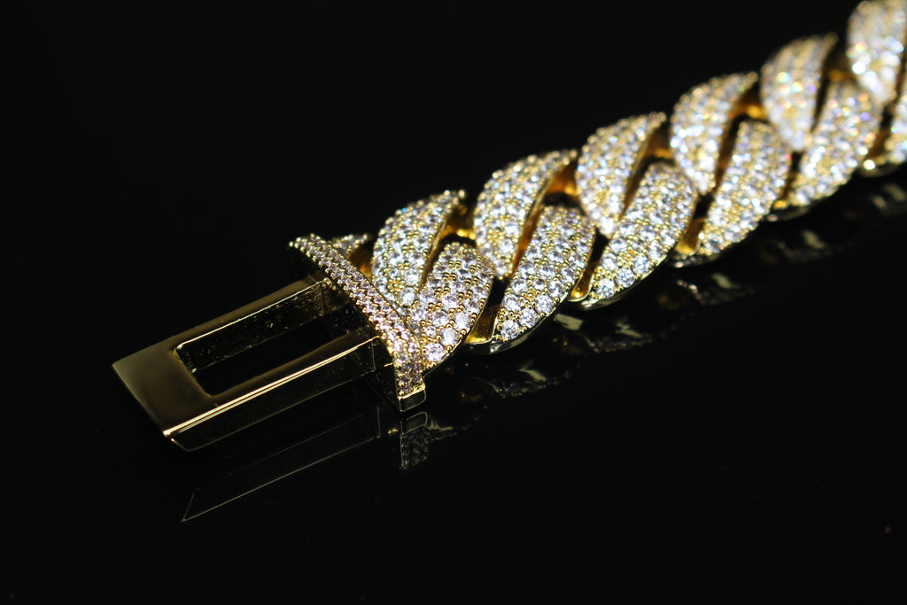 22mm XXL Cuban Miami 44.6ctw Lab Sim VVS1 Diamonds Bracelet - Gold