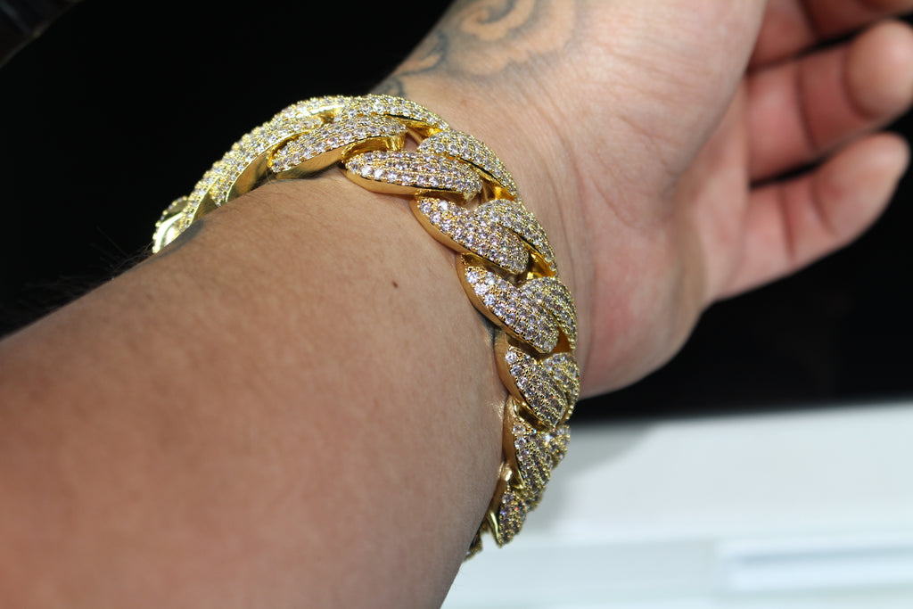 22mm XXL Cuban Miami 44.6ctw Lab Sim VVS1 Diamonds Bracelet - Gold