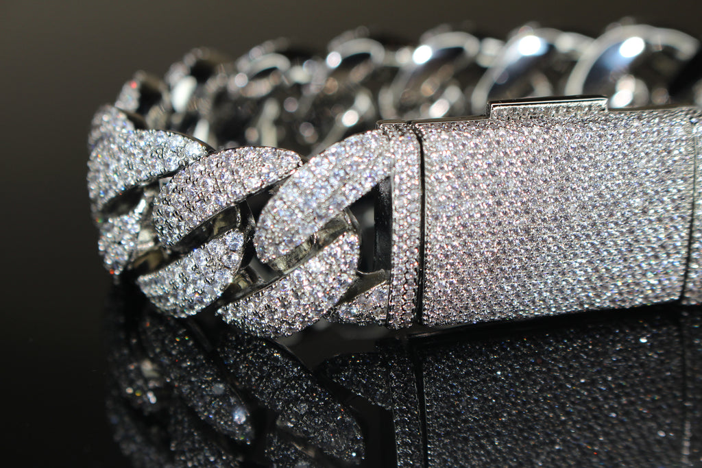 22mm XXL Cuban Miami 44.6ctw Lab Sim VVS1 Diamonds Bracelet
