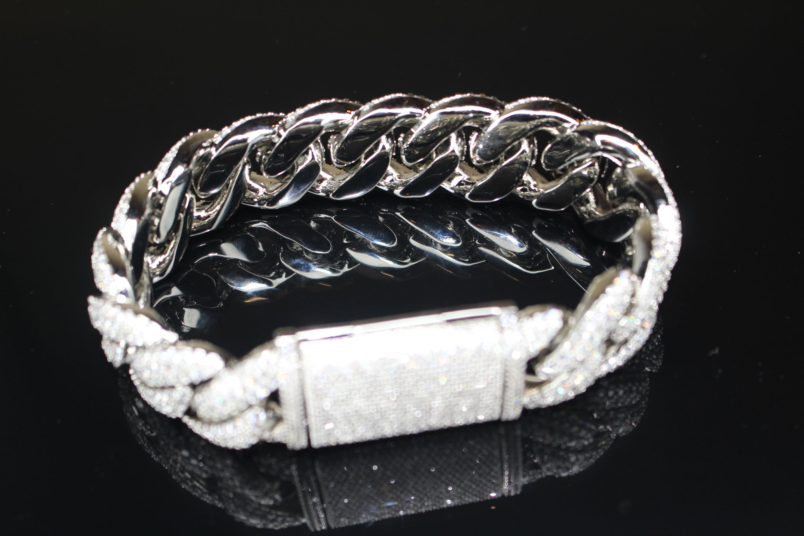 22mm XXL Cuban Miami 44.6ctw Lab Sim VVS1 Diamonds Bracelet