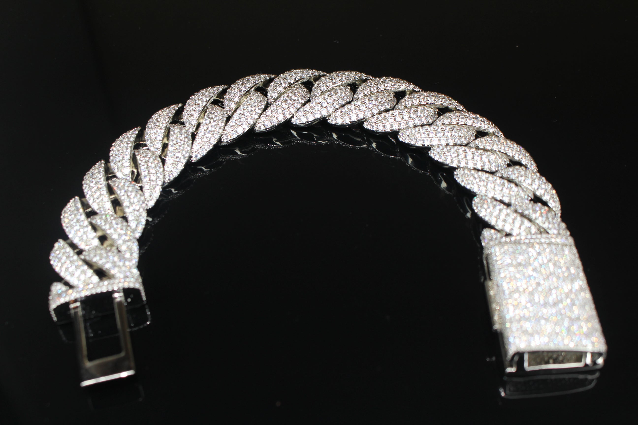22mm XXL Cuban Miami 44.6ctw Lab Sim VVS1 Diamonds Bracelet