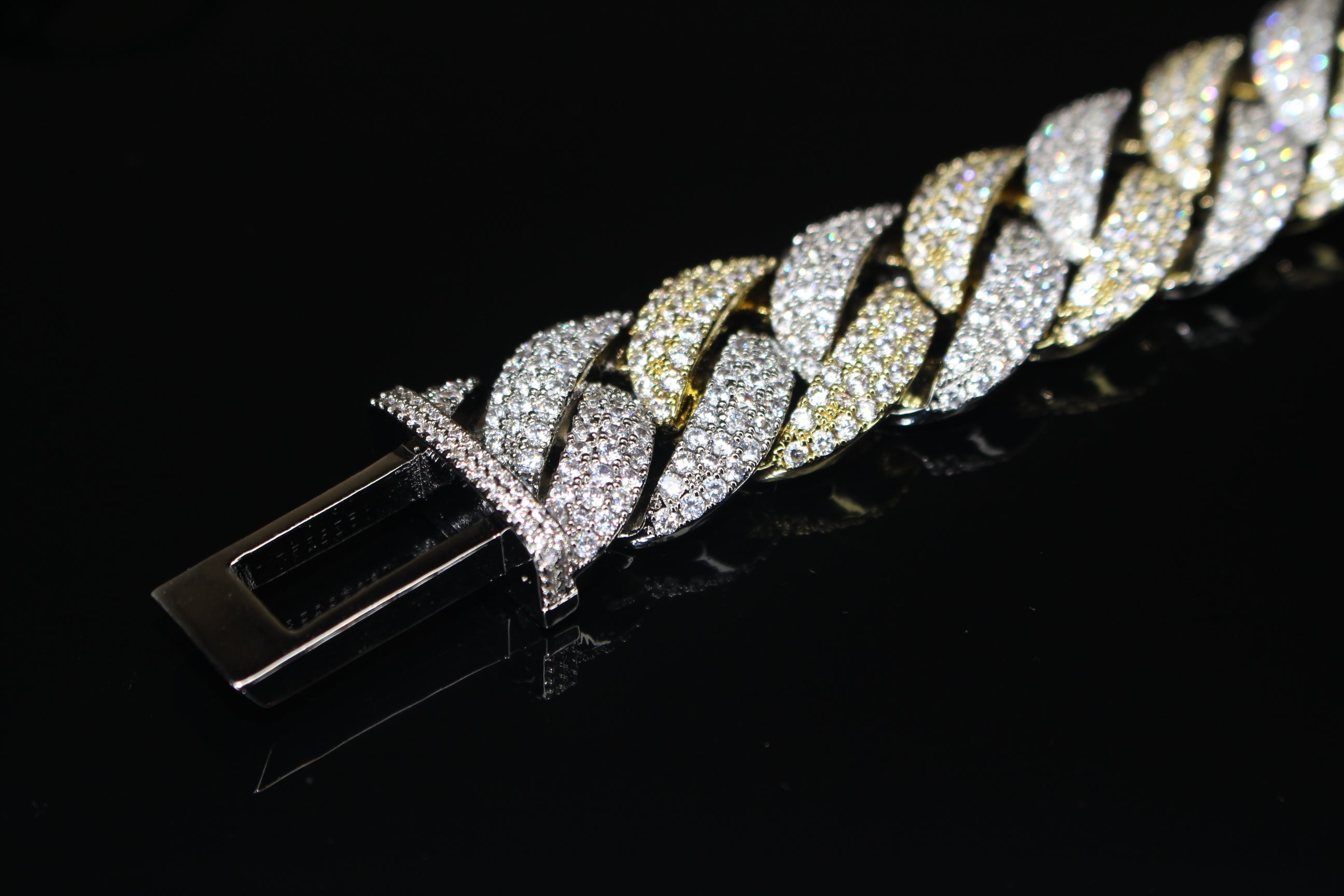 22mm XXL Cuban Miami 44.6ctw Lab Sim VVS1 Diamonds Bracelet- 2TONE