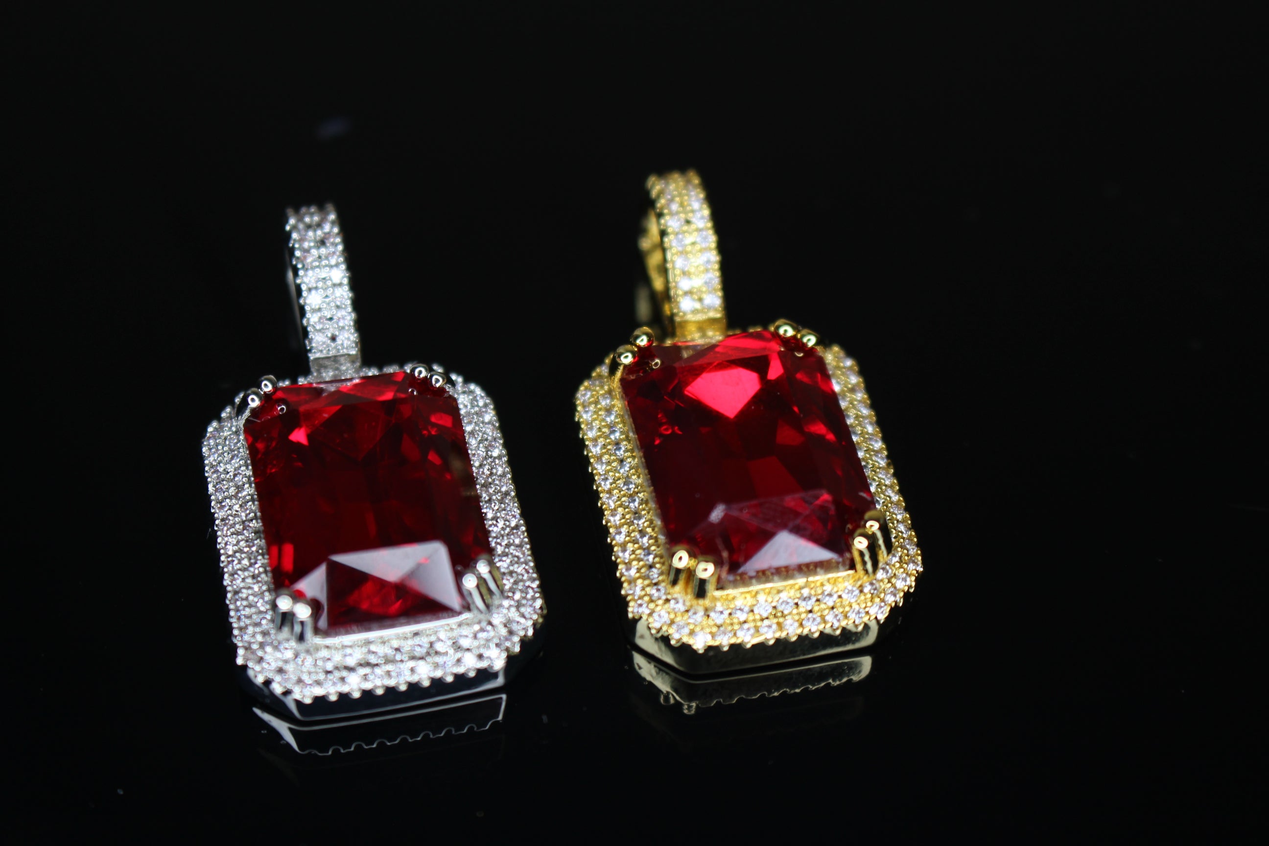 Ruby Red 5.2ct Lab Sim VVS1 Diamond Gemstone Sapphire Pendant