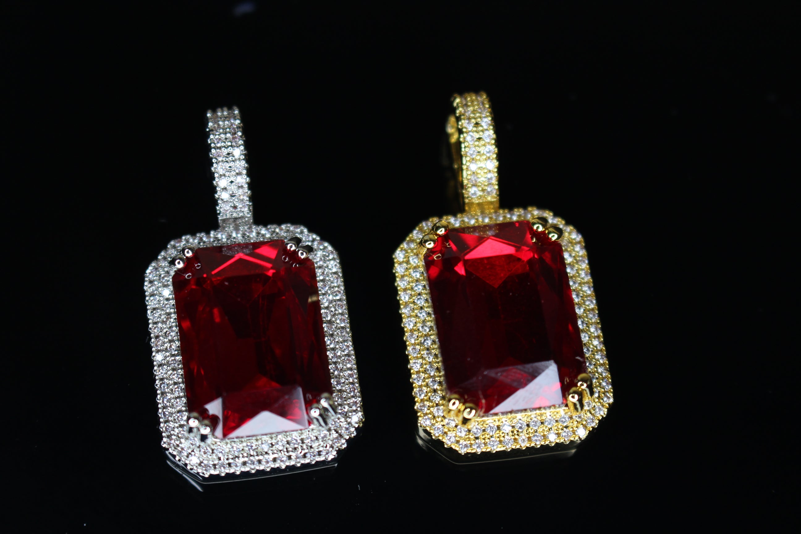 Ruby Red 5.2ct Lab Sim VVS1 Diamond Gemstone Sapphire Pendant