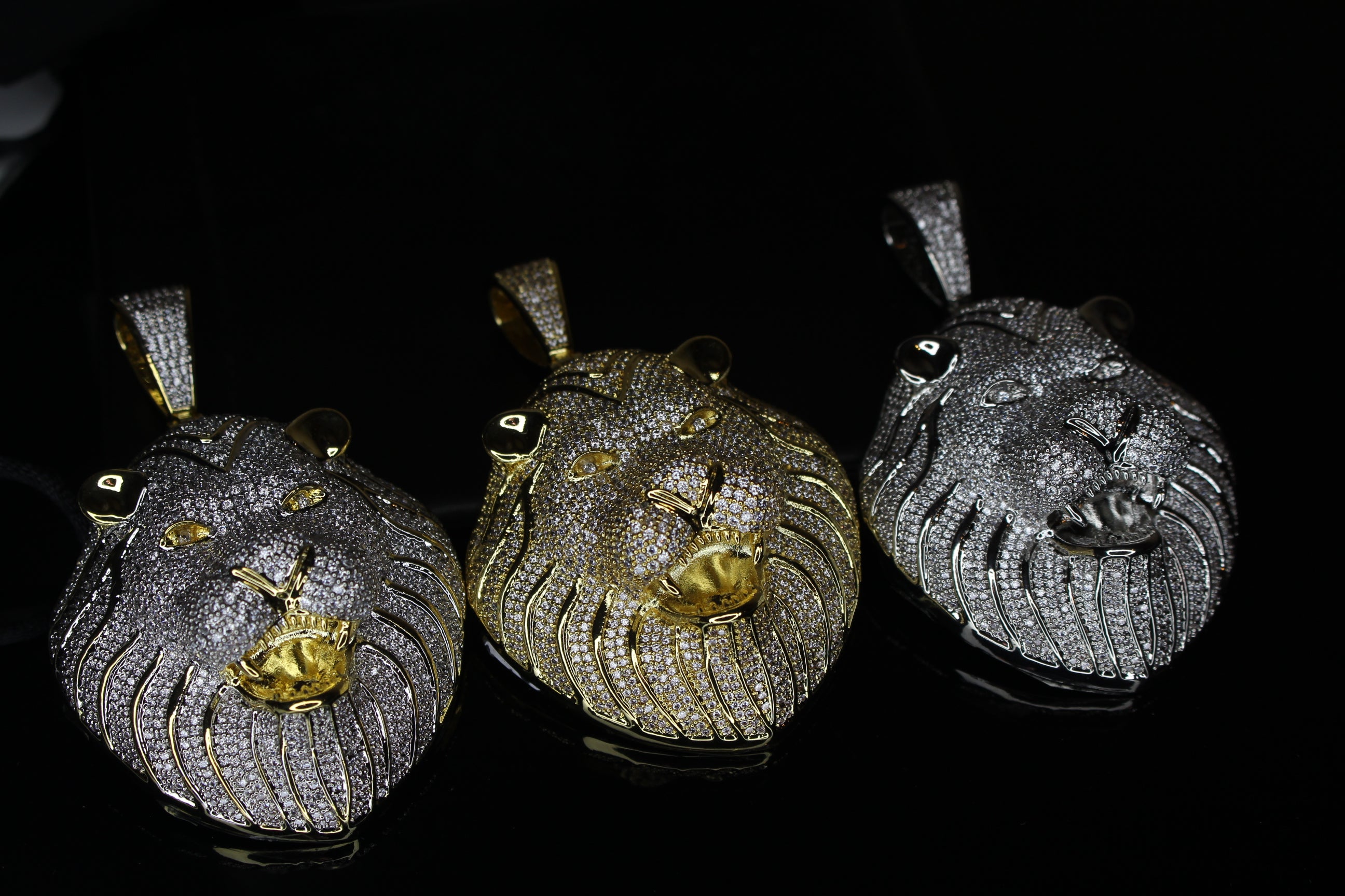XL LION HEAD MASSIVE Pendant 12.5ct Lab Sim VVS1 Diamonds