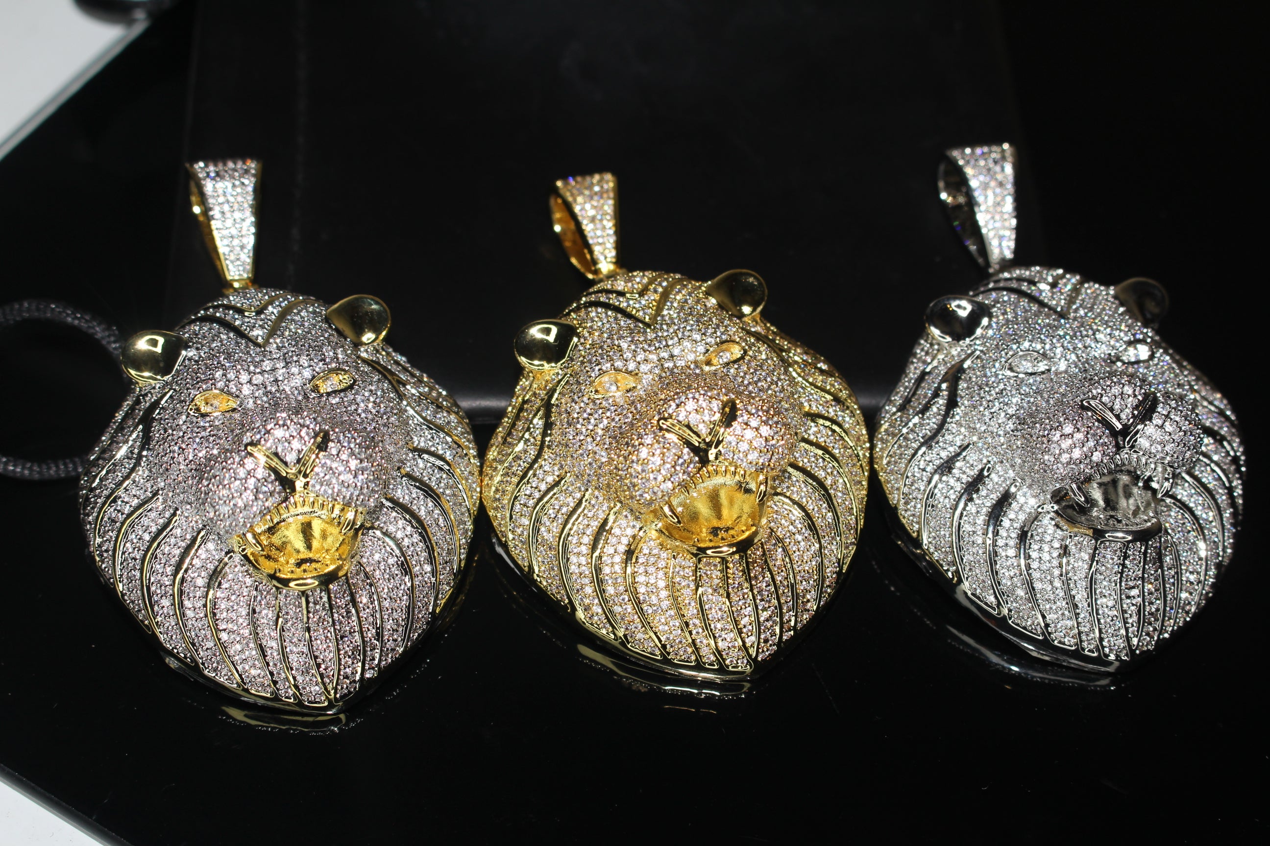 XL LION HEAD MASSIVE Pendant 12.5ct Lab Sim VVS1 Diamonds