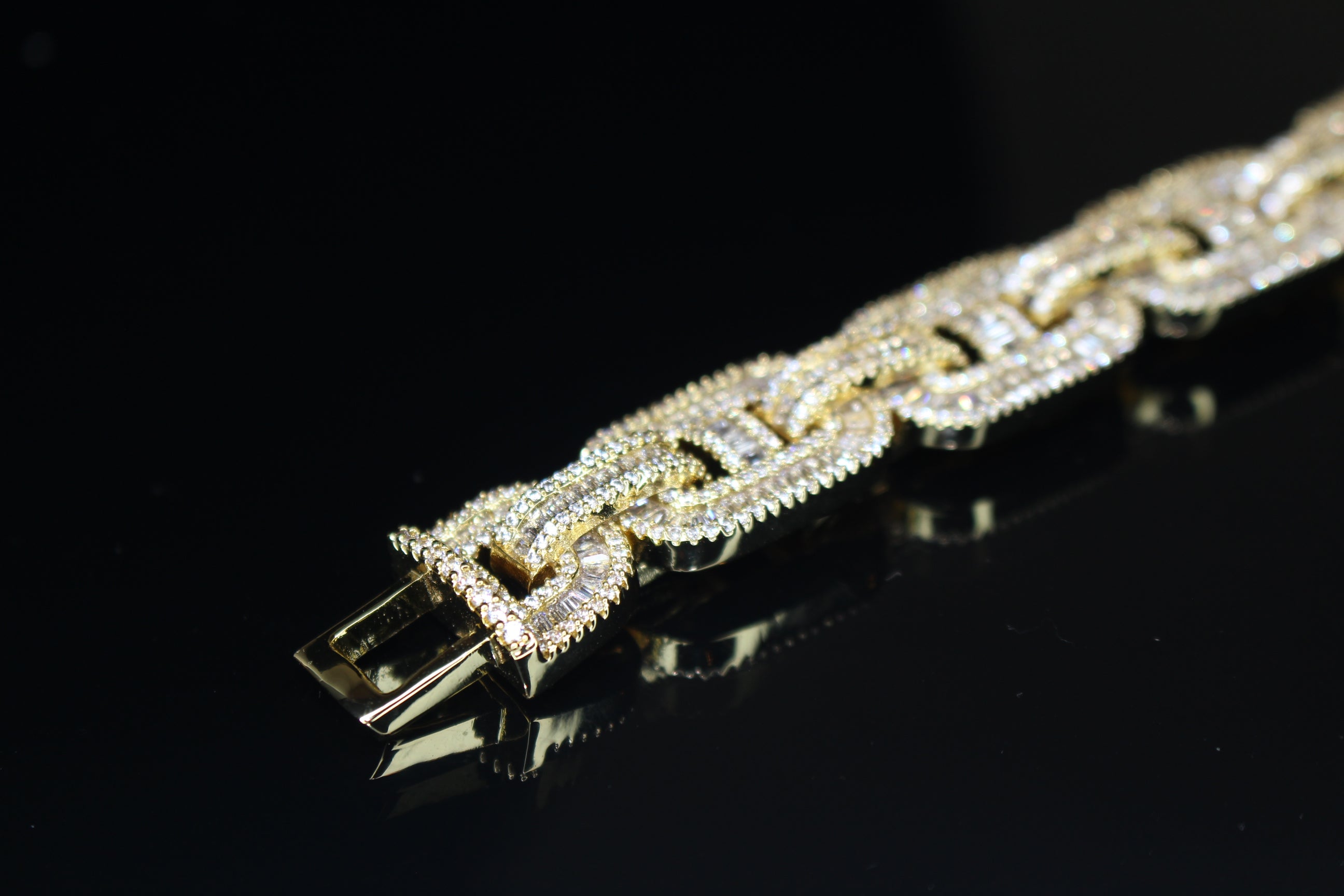 MASSIVE 14mm MARINER Bracelet 18.6ct BAGUETTES Lab Sim VVS1 Diamond 58g HEAVY - GOLD