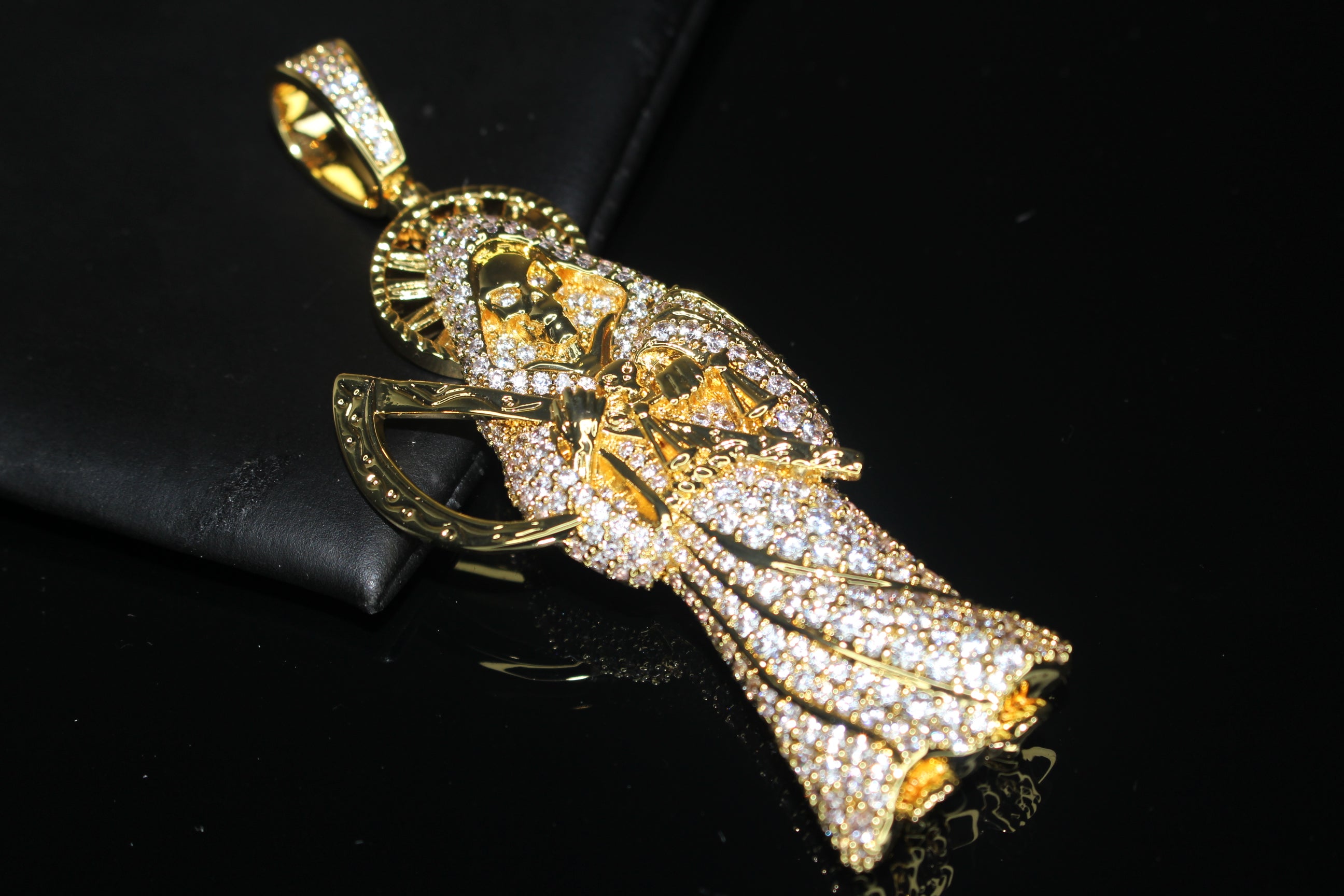 XL Santa Muerte 5.2ct Lab VVS1 Simulated Diamond Pendant