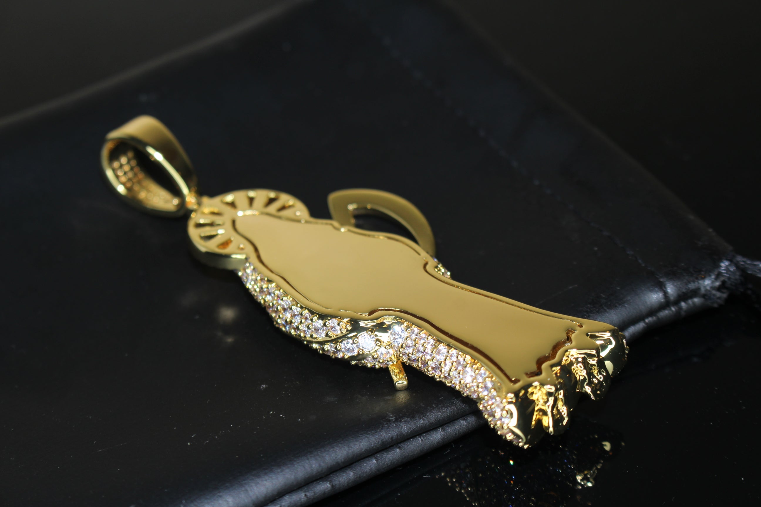 XL Santa Muerte 5.2ct Lab VVS1 Simulated Diamond Pendant