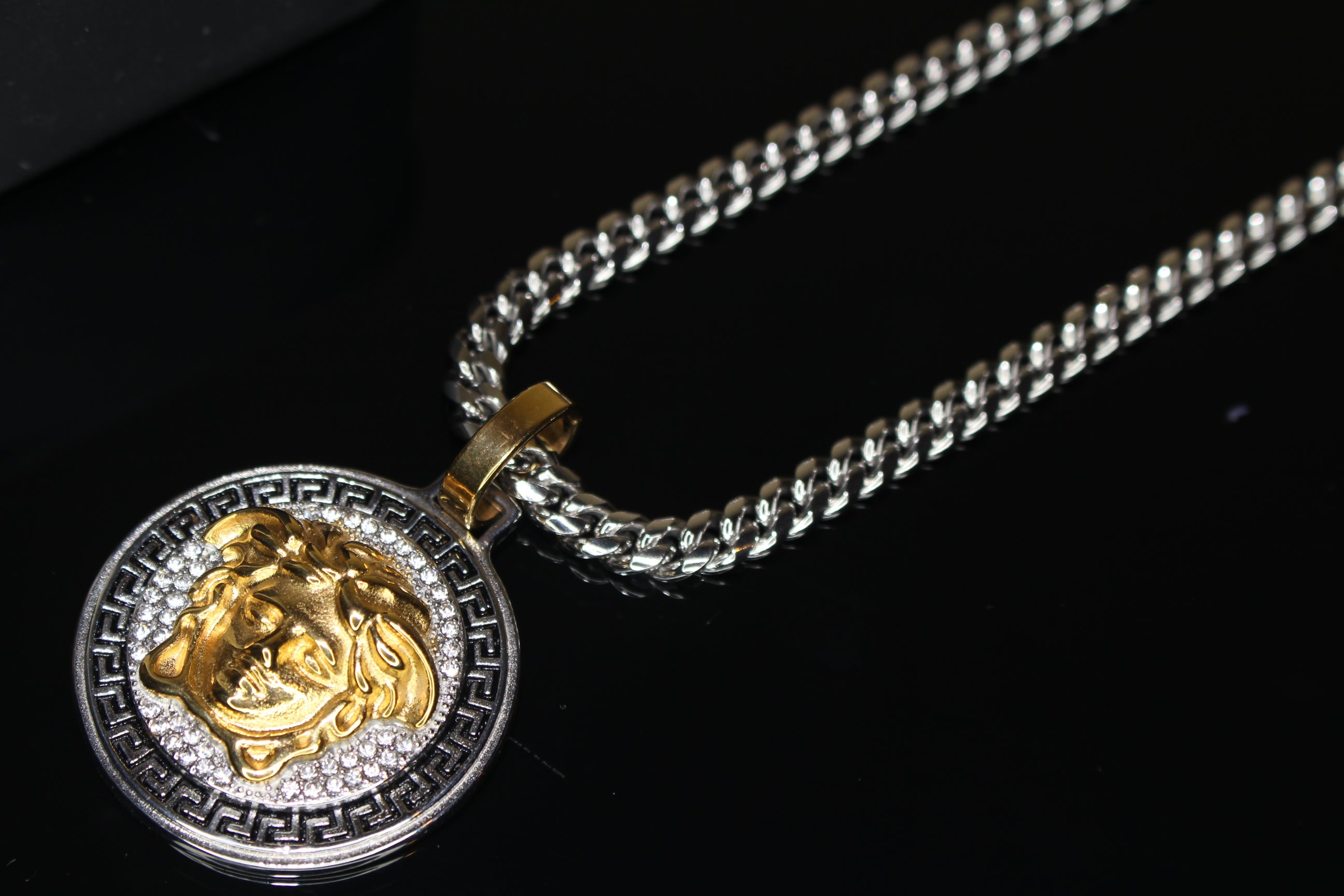 MEDUSA 2-Tone Versace Medallion Pendant Cuban Miami Lab Sim VVS1 Diamond Necklace Set