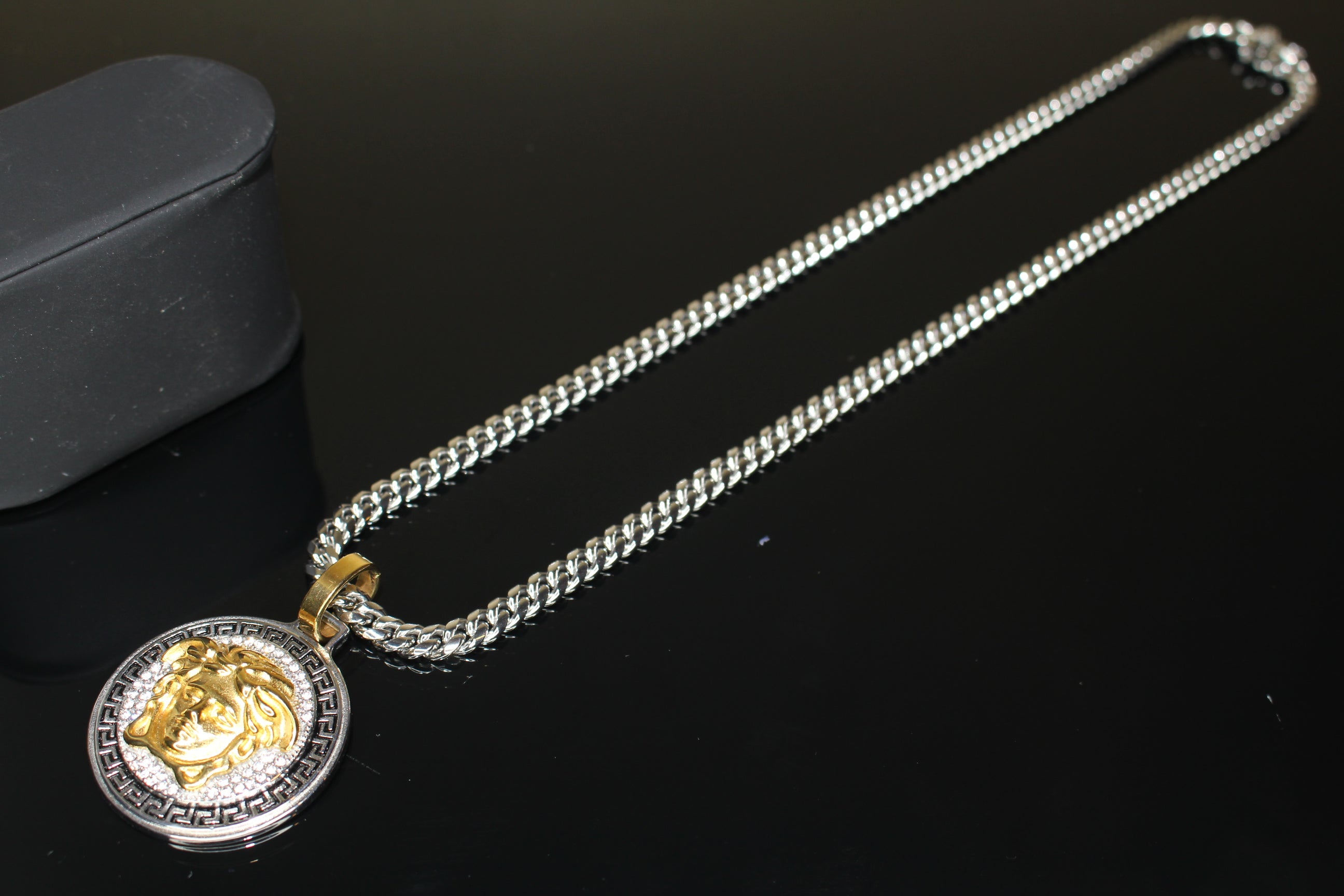 MEDUSA 2-Tone Versace Medallion Pendant Cuban Miami Lab Sim VVS1 Diamond Necklace Set