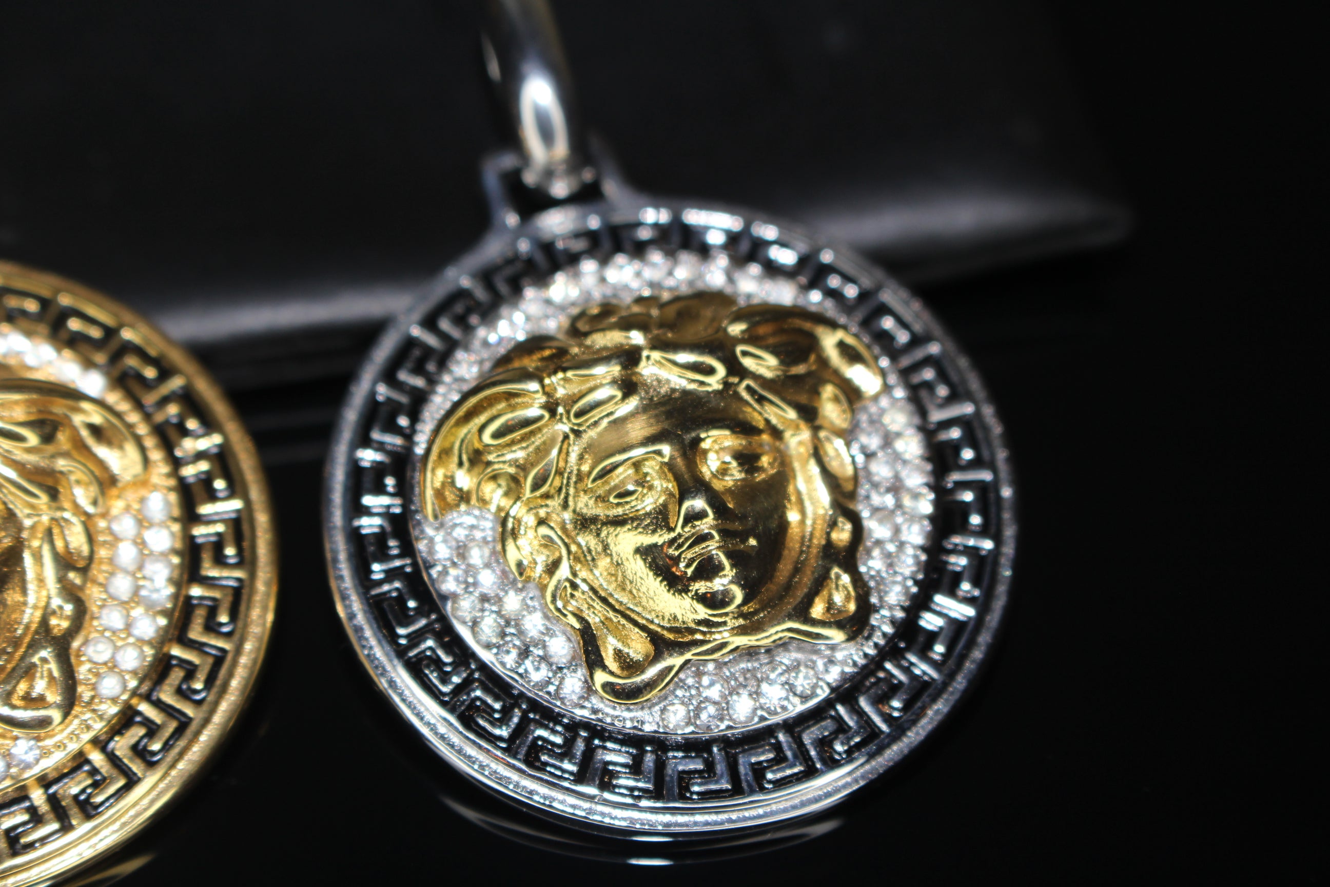 MEDUSA MEDALLION 3-D TWO-TONE Pendant 5.2ct VVS1 Lab Sim Diamonds