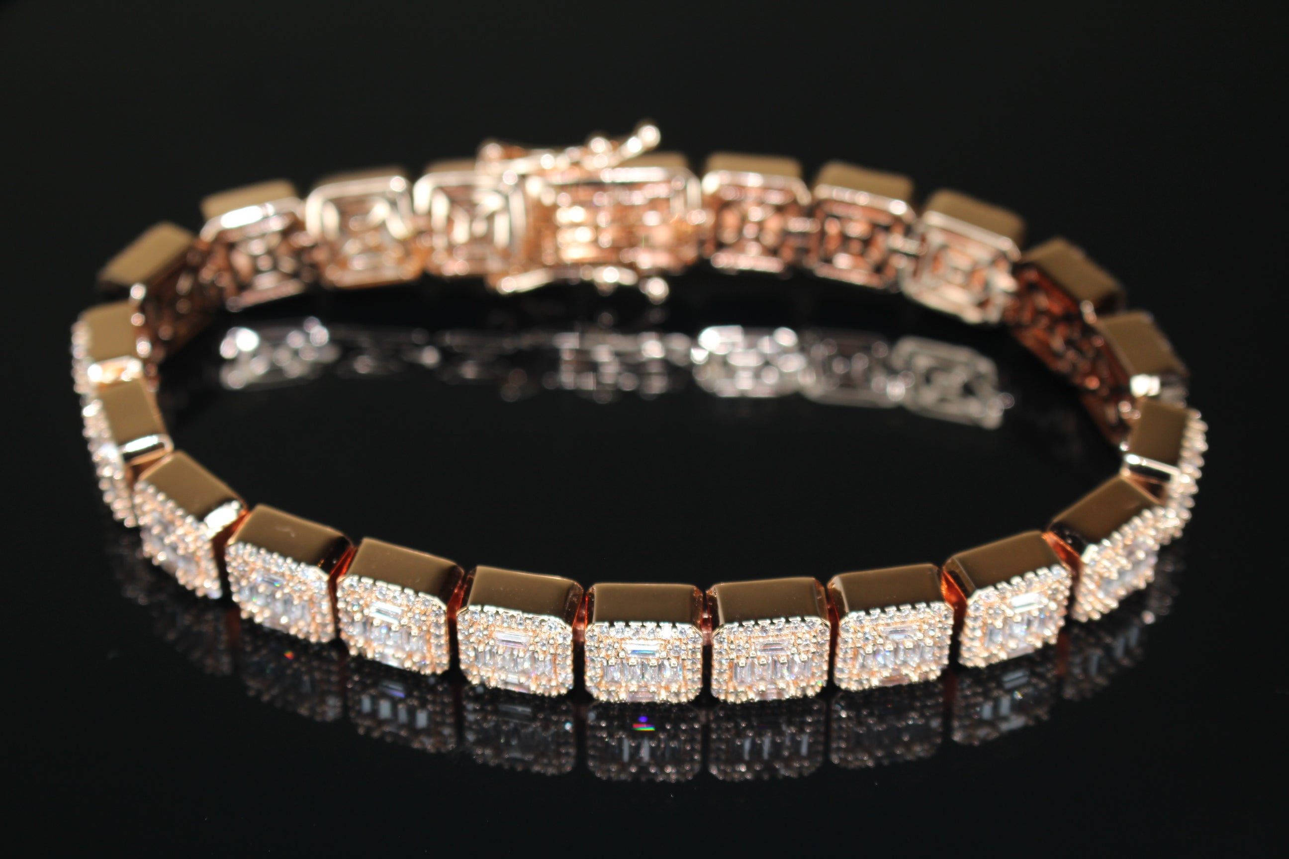 10mm Baguette Square Cushion-Cut Tennis Bracelet 18.6ct Lab Sim VVS1 Diamond  - Rose Gold