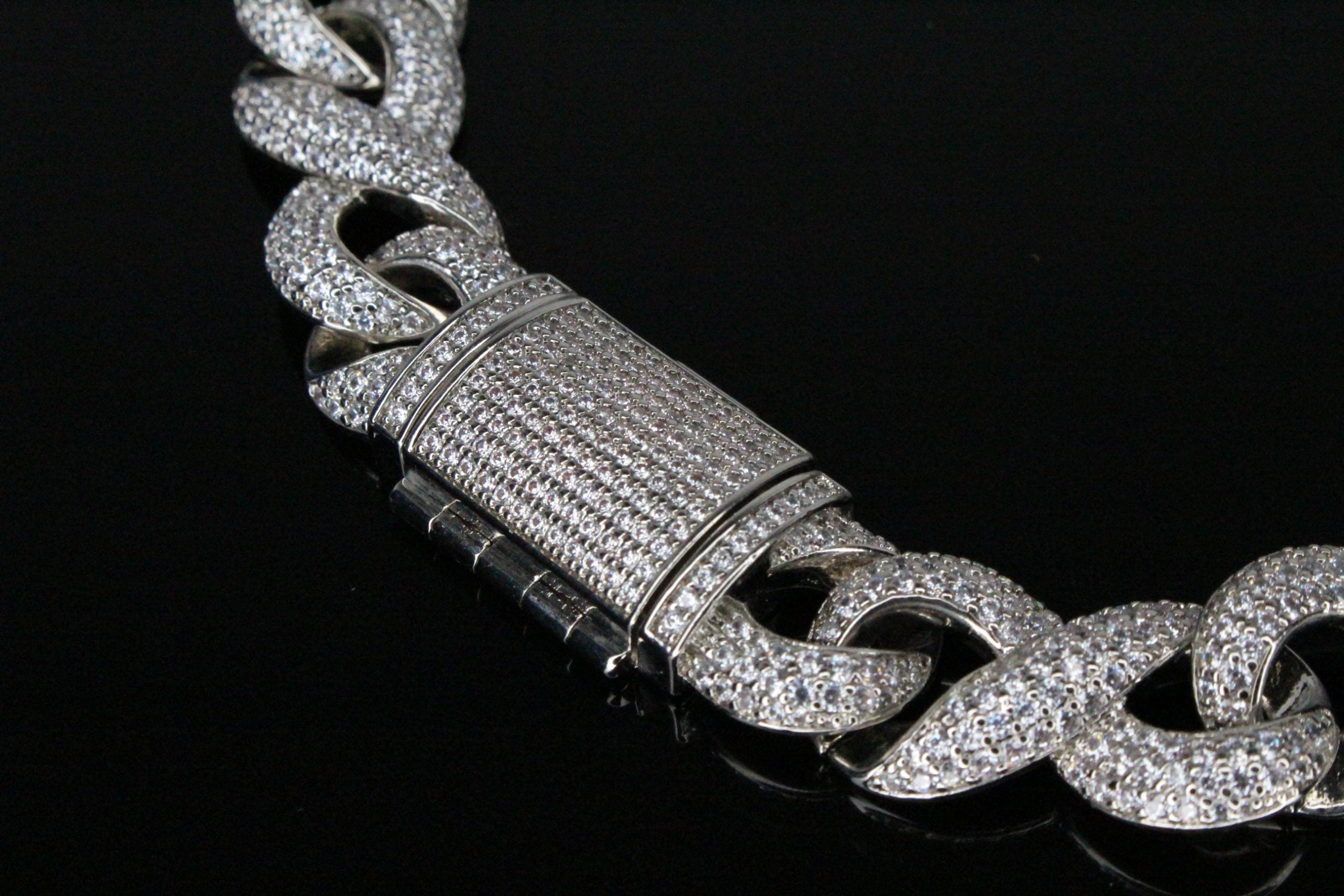 14mm INFINITY 60ctw Lab Sim VVS1 Diamonds Necklace