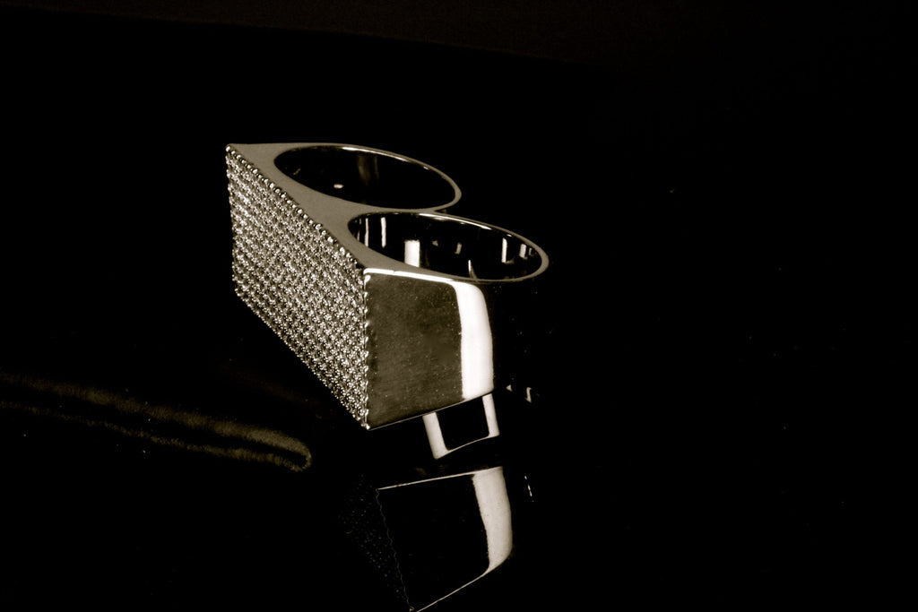 2-Finger Brass Knuckz 5ct Lab Sim VVS1 Diamonds Ring Chrome