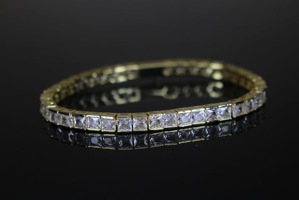4mm Baguette Square Cushion-Cut Tennis Bracelet 15.75ct Lab Sim Diamonds- Gold