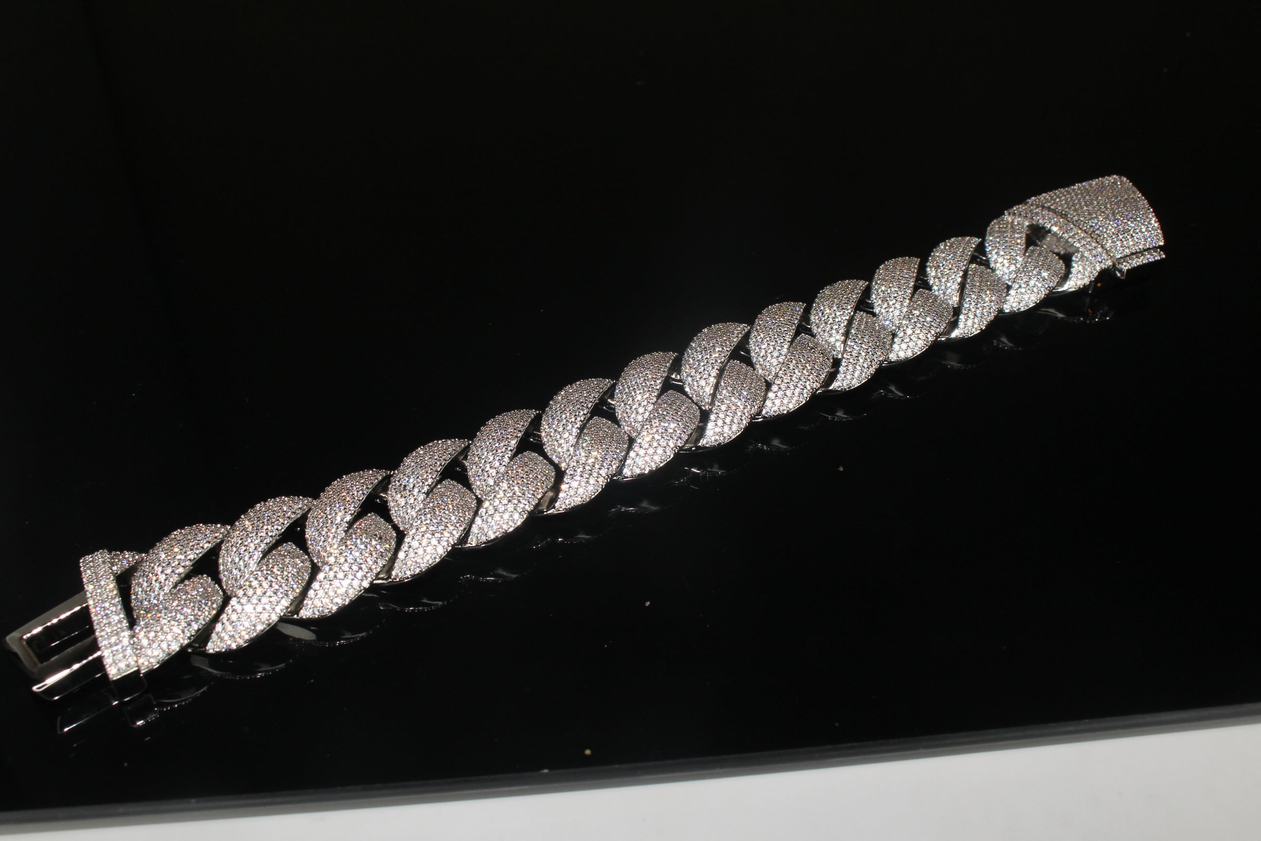 24mm XXL Cuban Miami 68.2ctw Lab Sim VVS1 Diamonds Bracelet