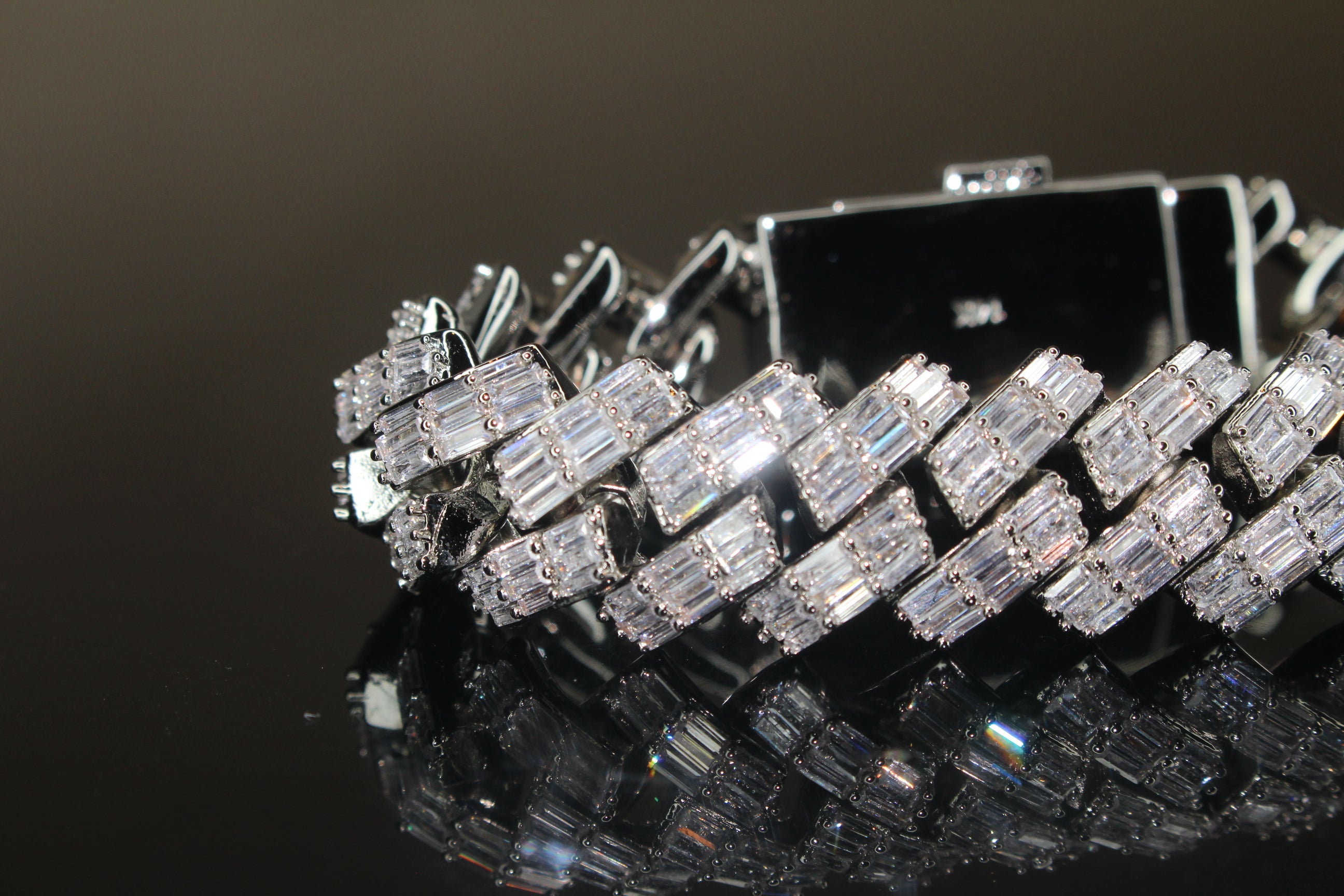 19mm Prong BAGUETTE 24.6ct Lab VVS1 Sim Diamonds Bracelet