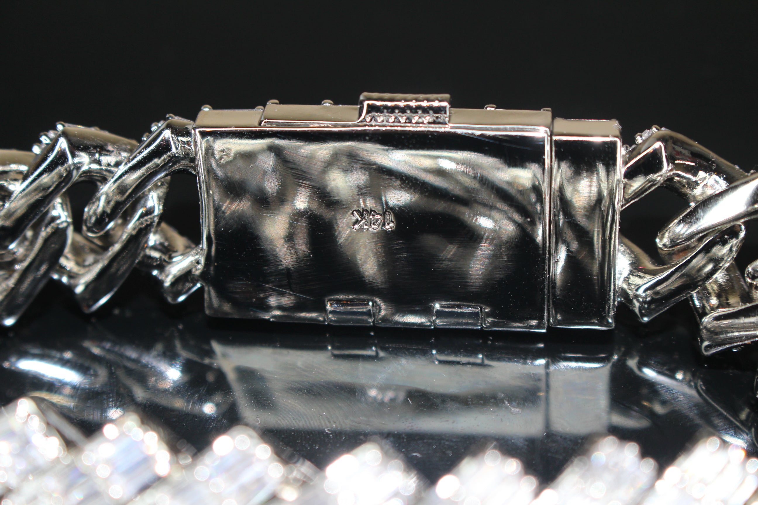 19mm Prong BAGUETTE 24.6ct Lab VVS1 Sim Diamonds Bracelet