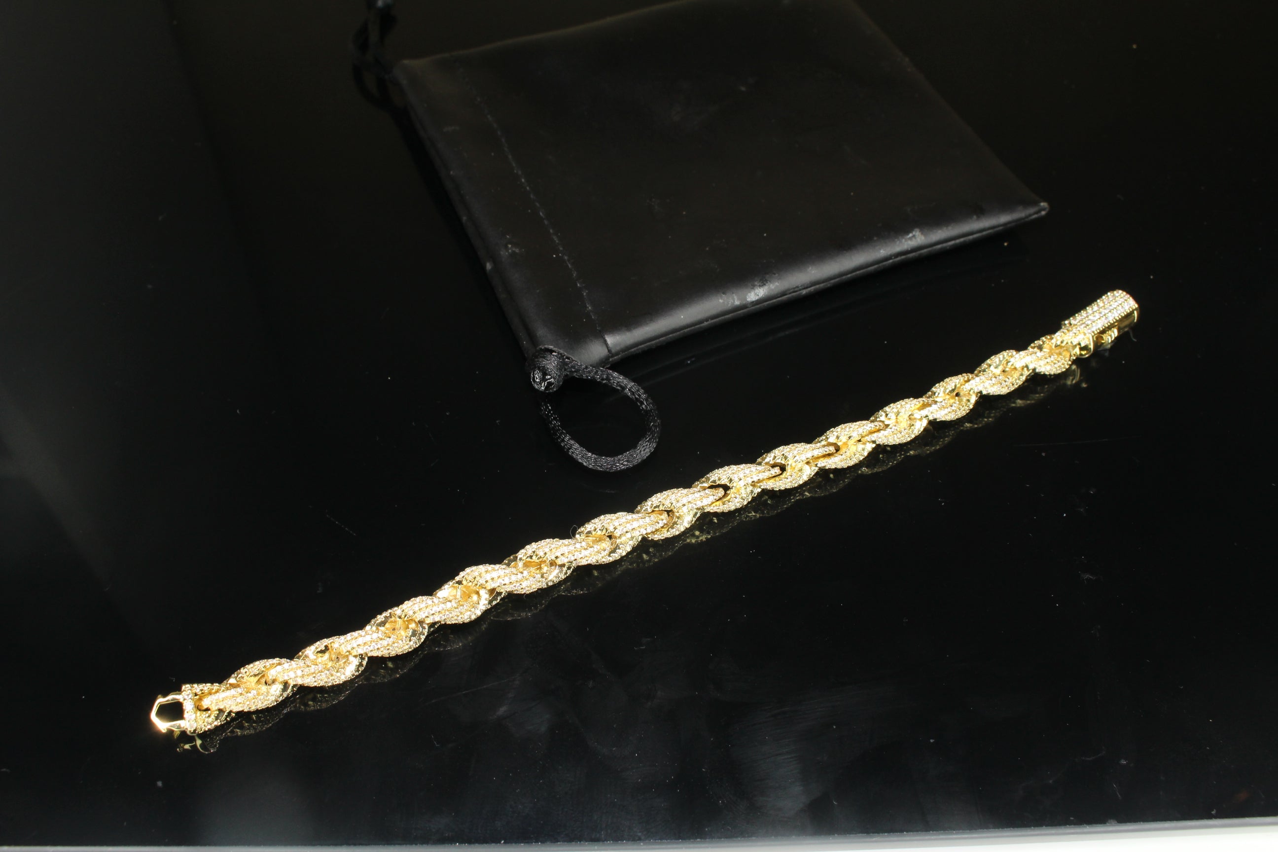 8mm Rope Chain 12.6ctw Lab Sim VVS1 Diamond Bracelet - Gold