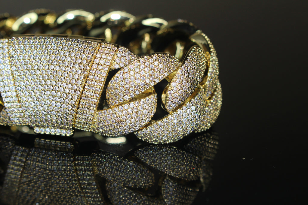 24mm XXL Cuban Miami 68.2ctw Lab Sim VVS1 Diamonds Bracelet - Gold