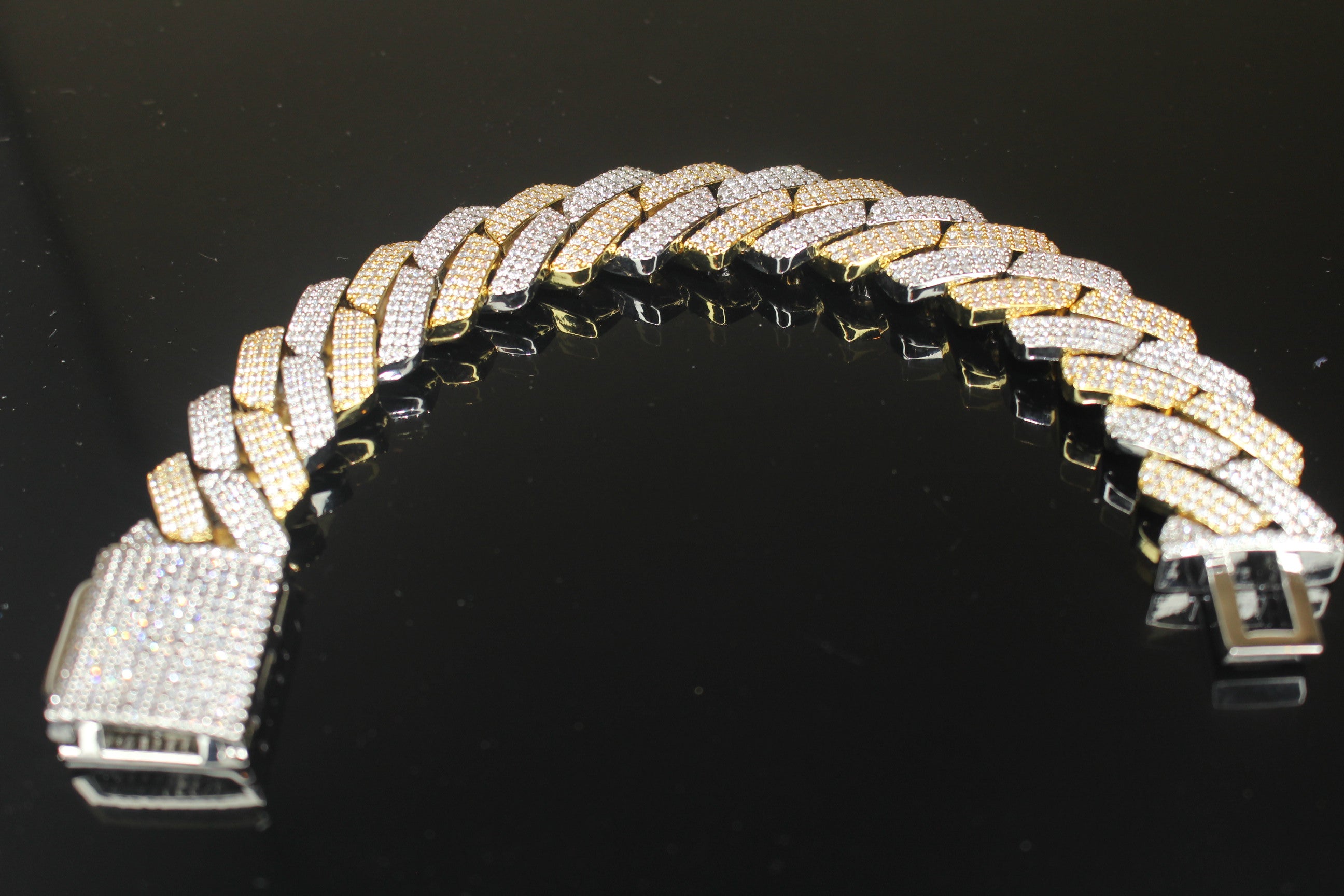 20mm Cuban Miami 25.2ctw Lab Sim VVS1 Diamonds Bracelet - 2Tone Gold