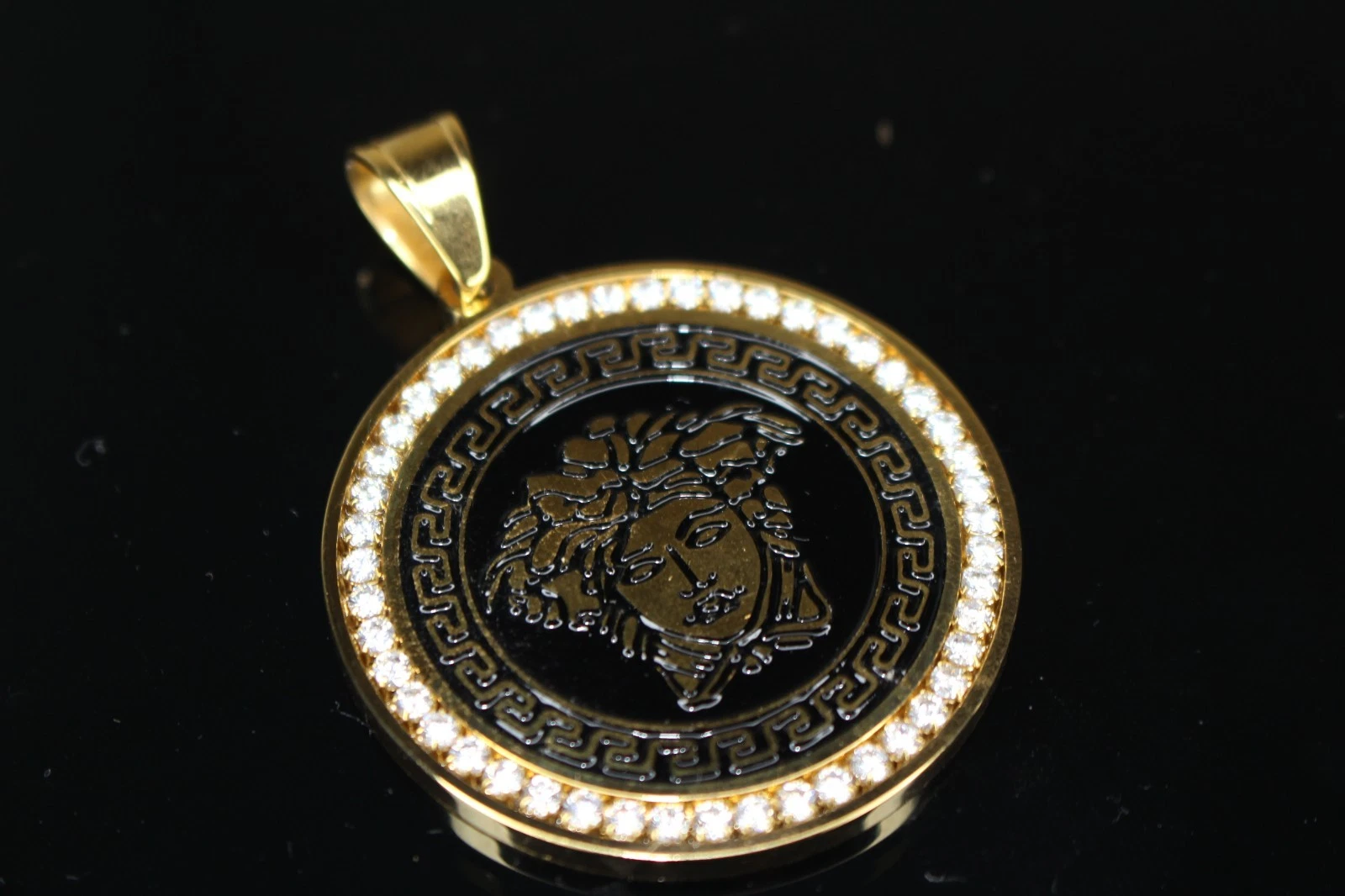 MEDUSA MEDALLION Pendant 5.2ct VVS1 Lab Sim Diamond